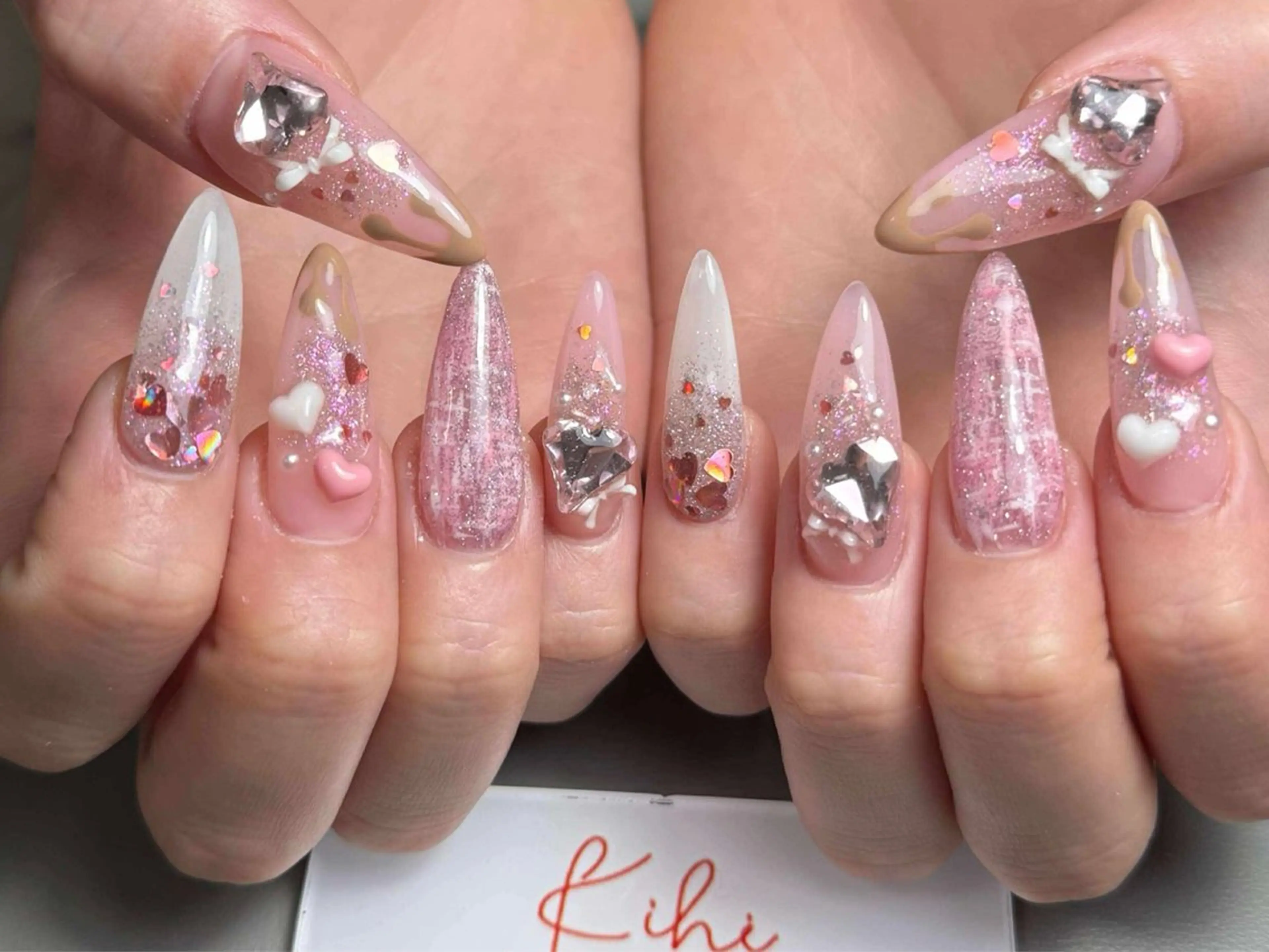 ネイル アートネイル フレンチネイル ジェルネイル グラデーション 韓国ネイル ハンドネイル ハンドケア さくら💮💮 【オフ無料】のネイルデザイン