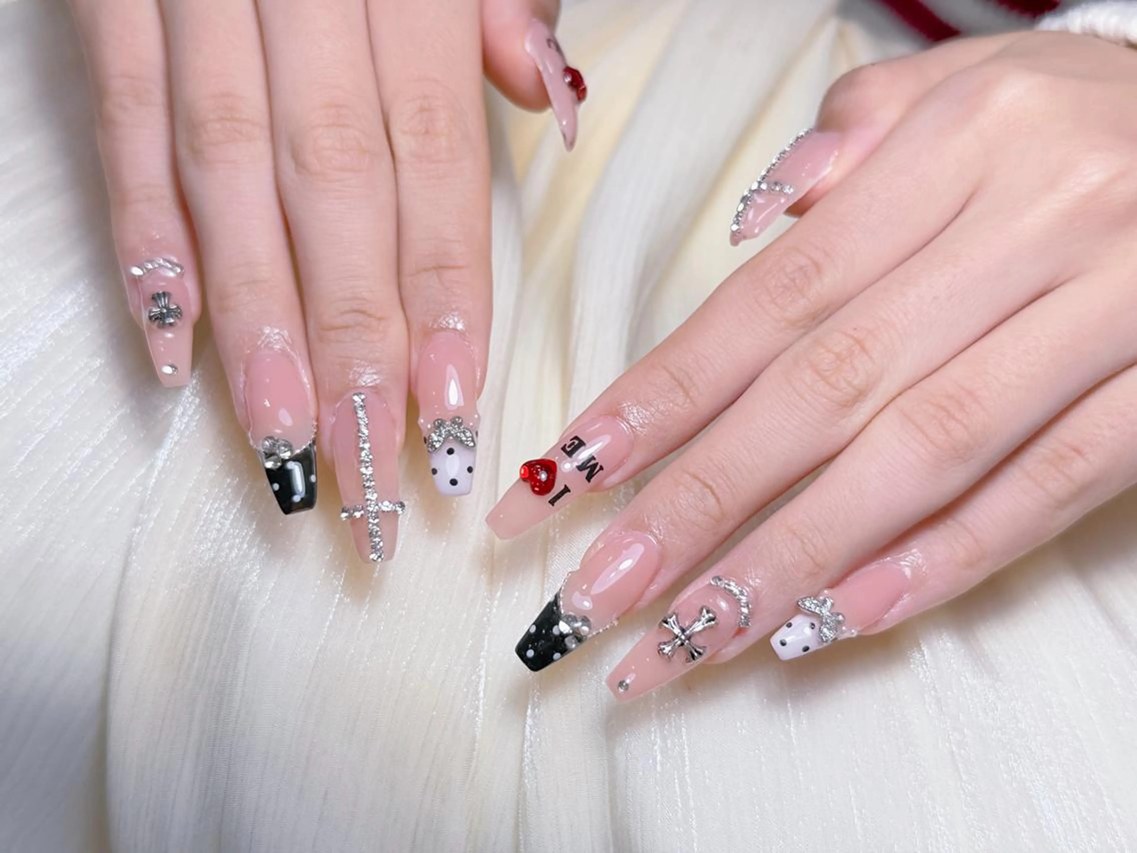 ネイル ハンドネイル ハンドケア Lumina _MIO研修のネイルデザイン