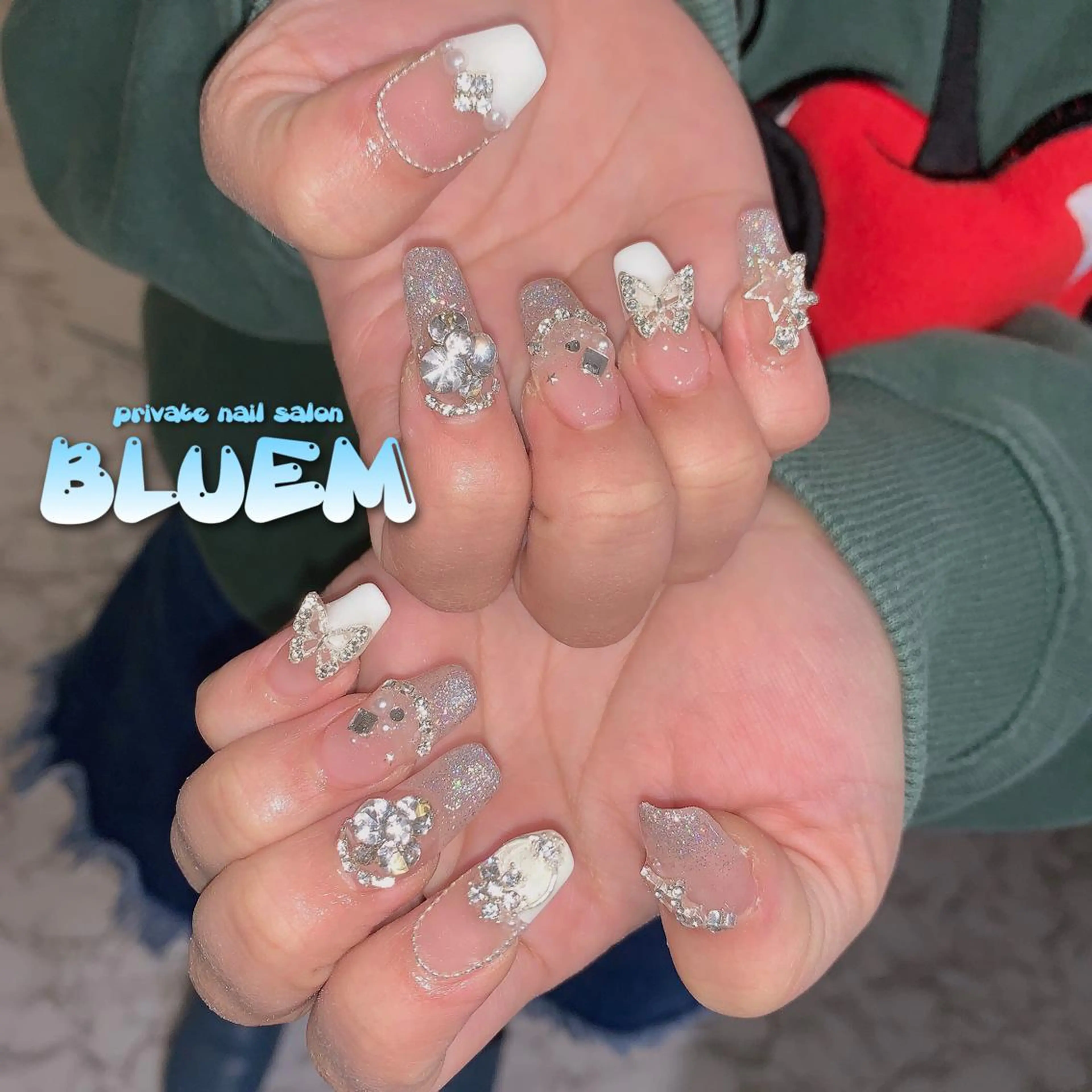 ネイル ハンドネイル BLUEM なな🐶のネイルデザイン