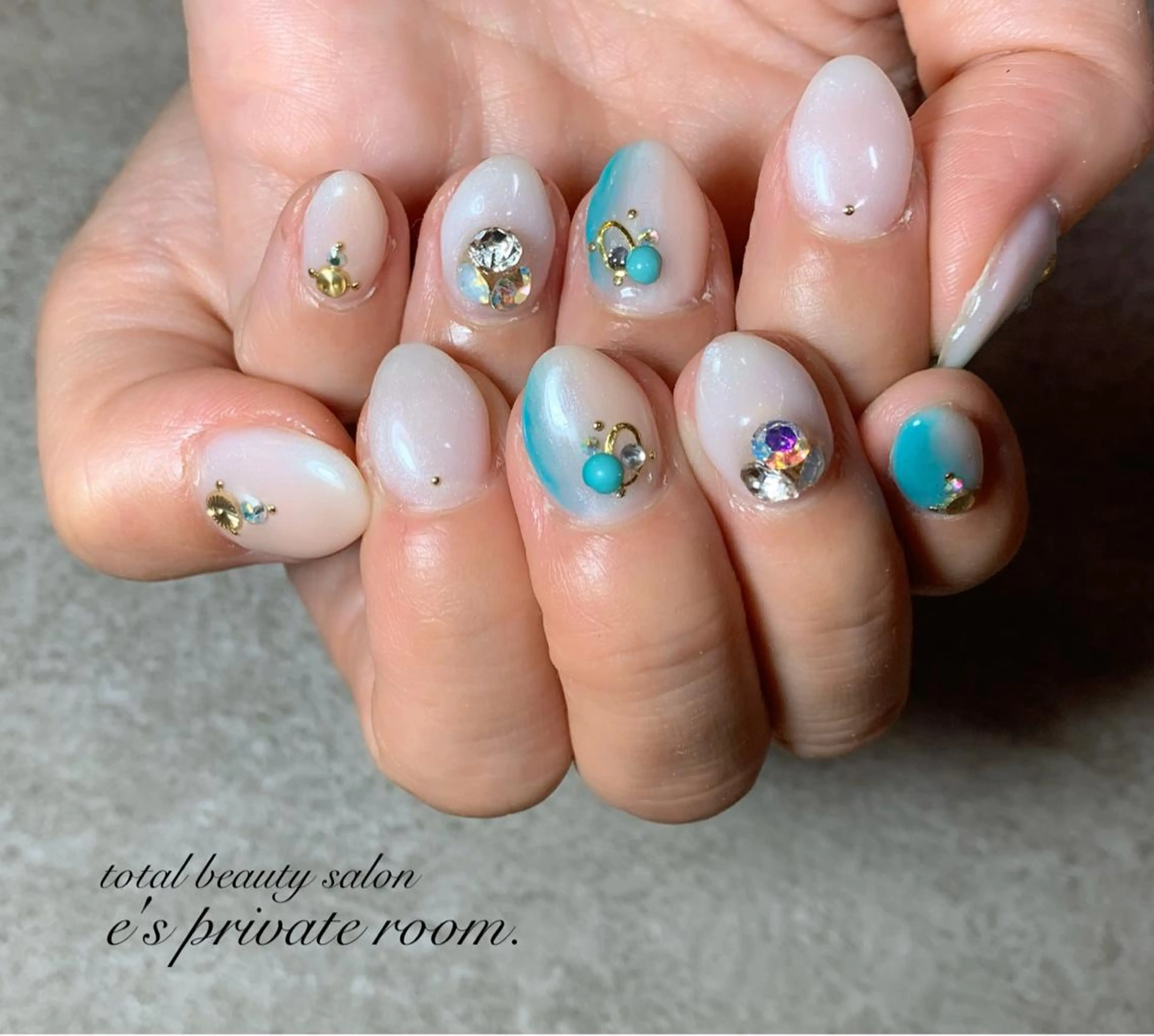 ネイル LAVISH nail salonのネイルデザイン