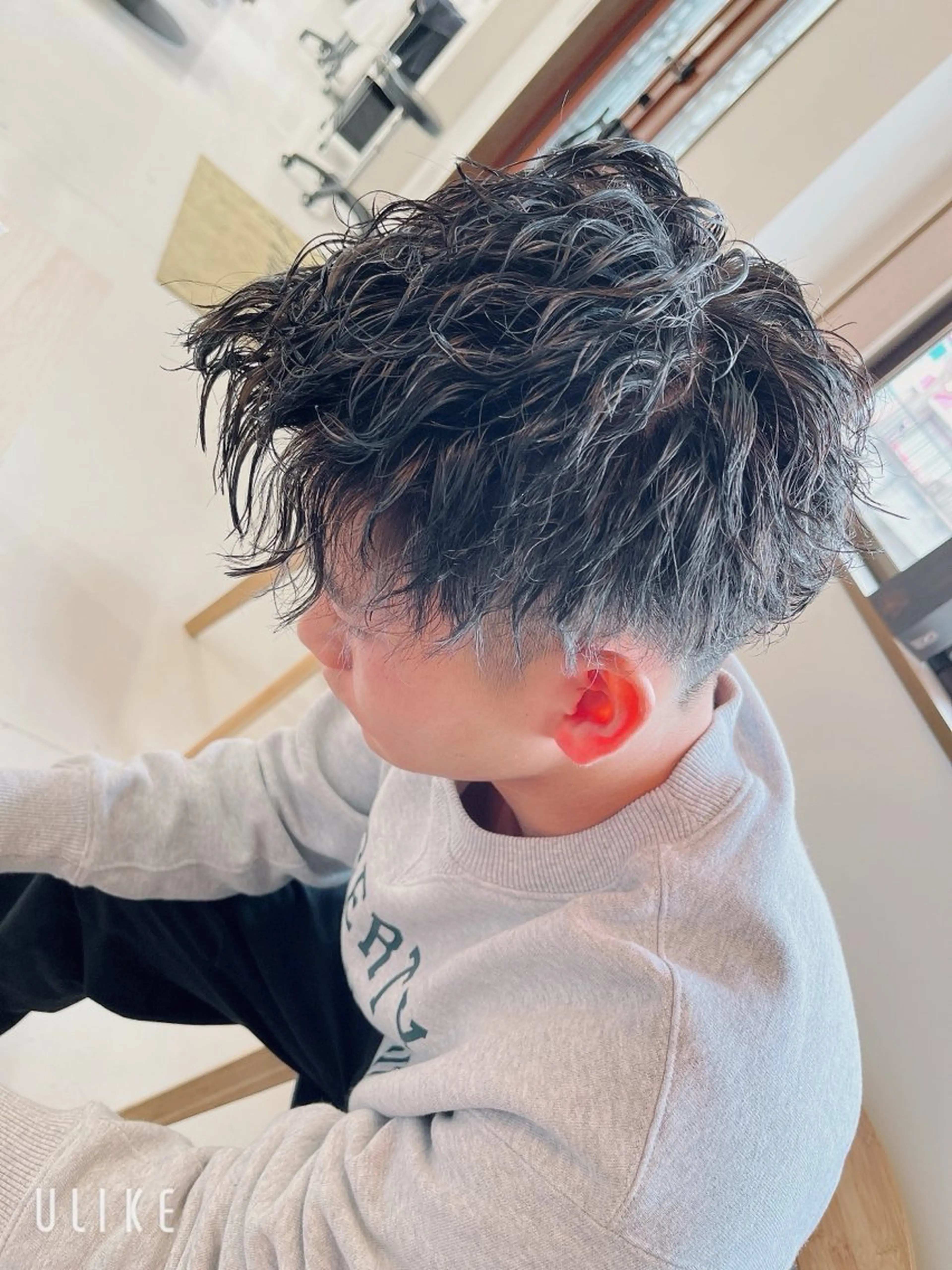 ショート パーマ メンズ メンズハイライト ハイライト カット パーマ 峯 渉人のヘアスタイル