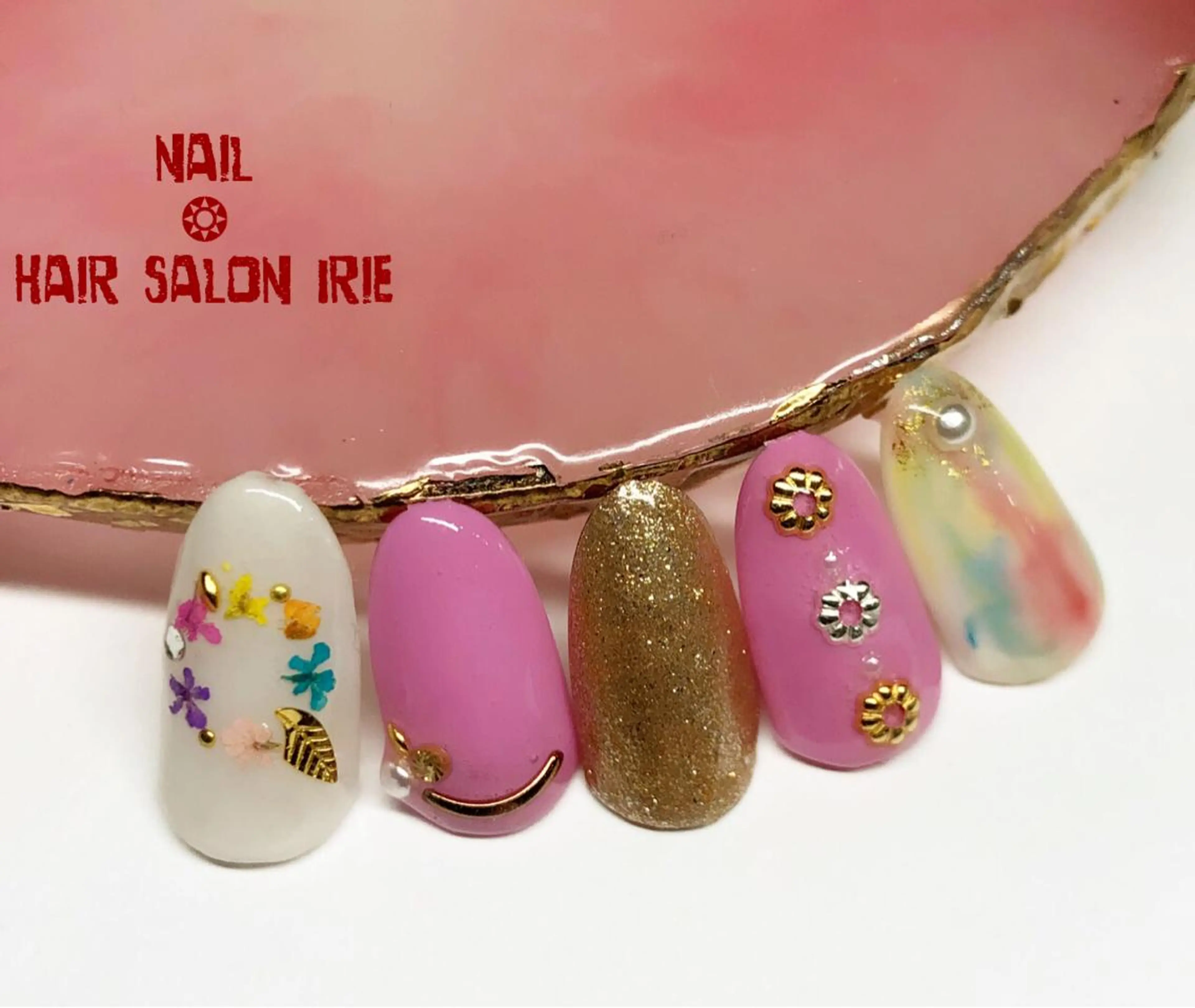 ネイル Hair salon Irie所属・與儀 知佳のネイルデザイン