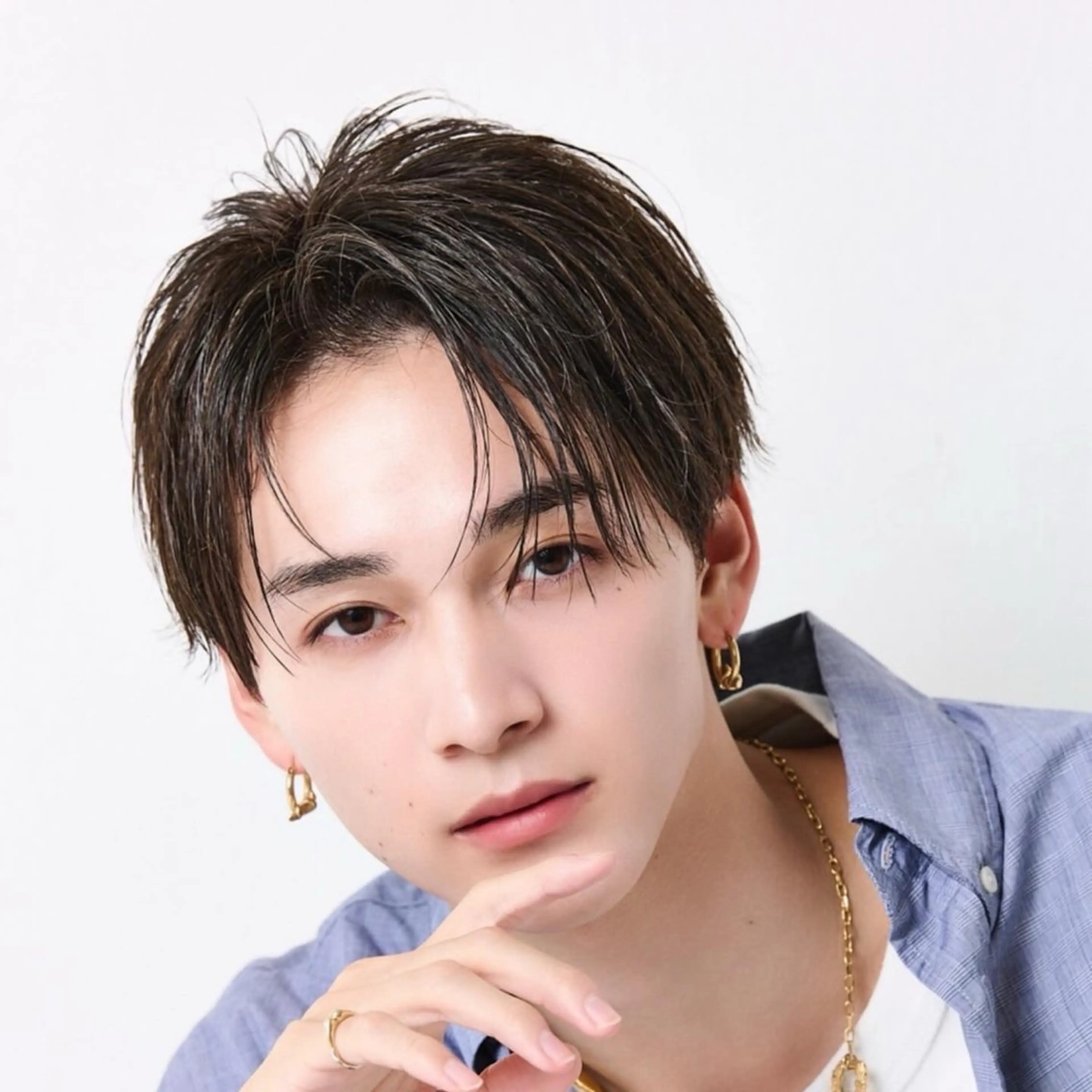 ショート パーマ ヘアカラー GLOW所属・マタカ ミナリのヘアスタイル