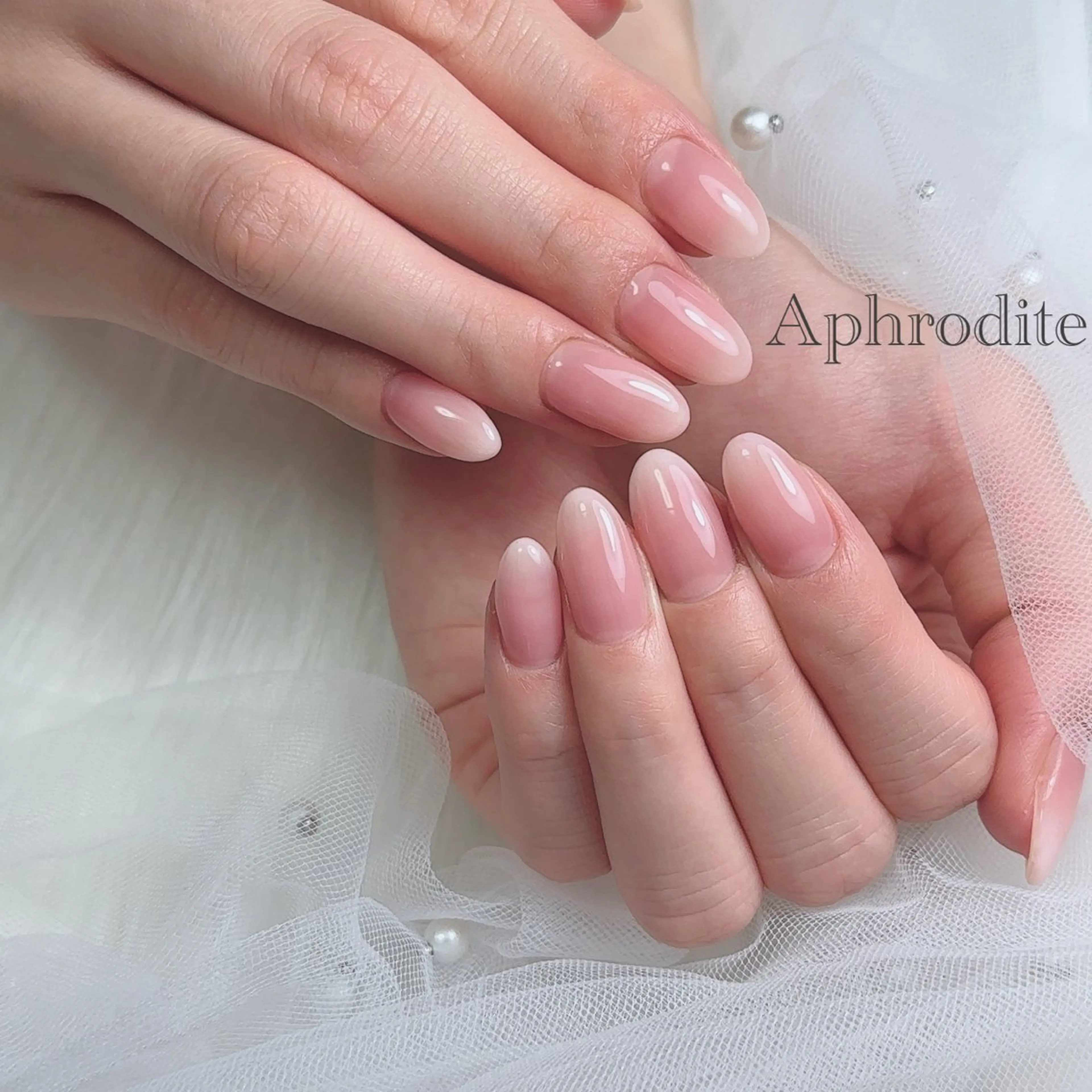 ネイル Aphrodite パラジェル認定サロンのネイルデザイン