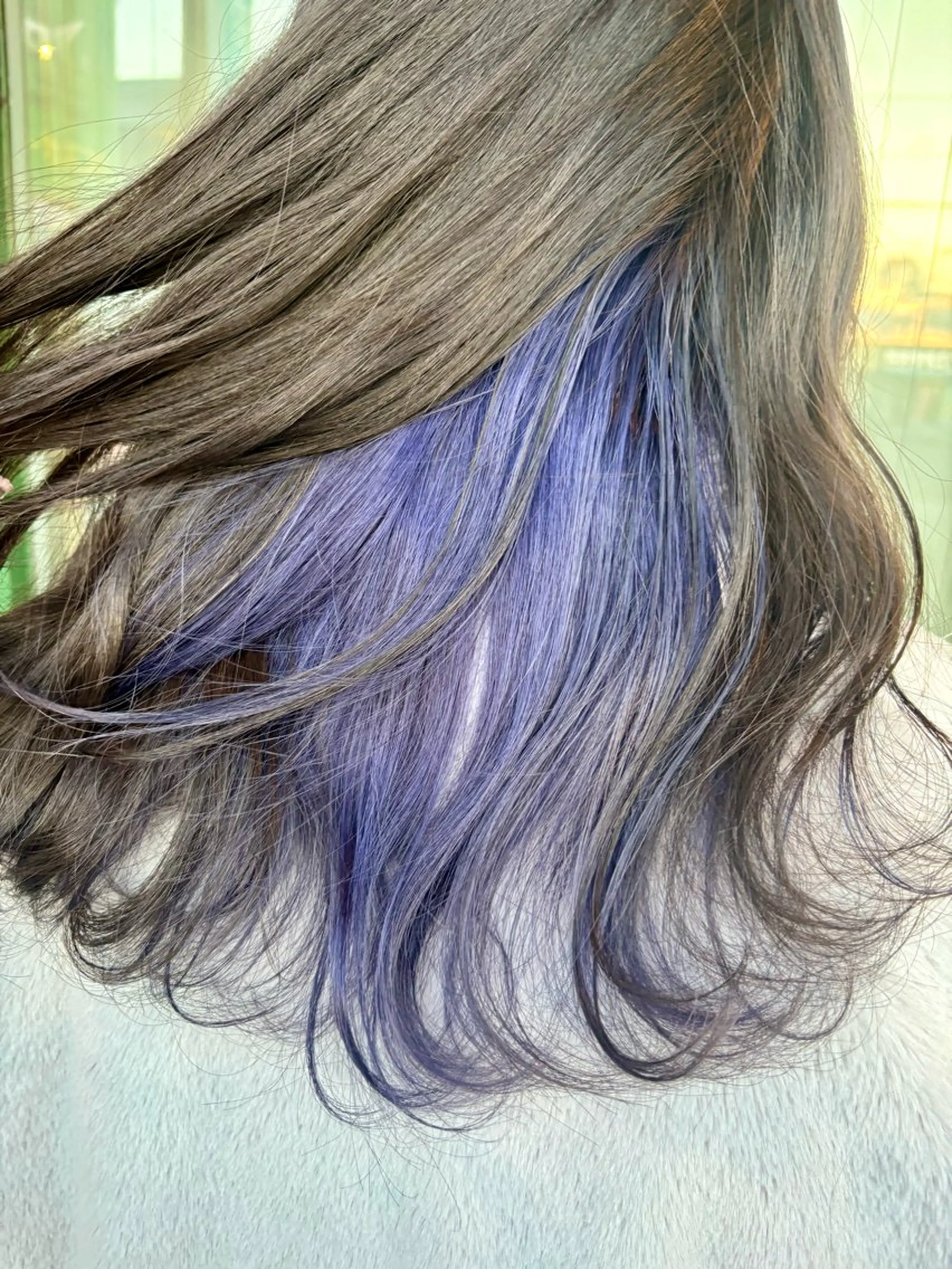 カラー ブルーカラー インナーカラー ラベンダーカラー SOL hair所属・村瀬 美来のヘアスタイル
