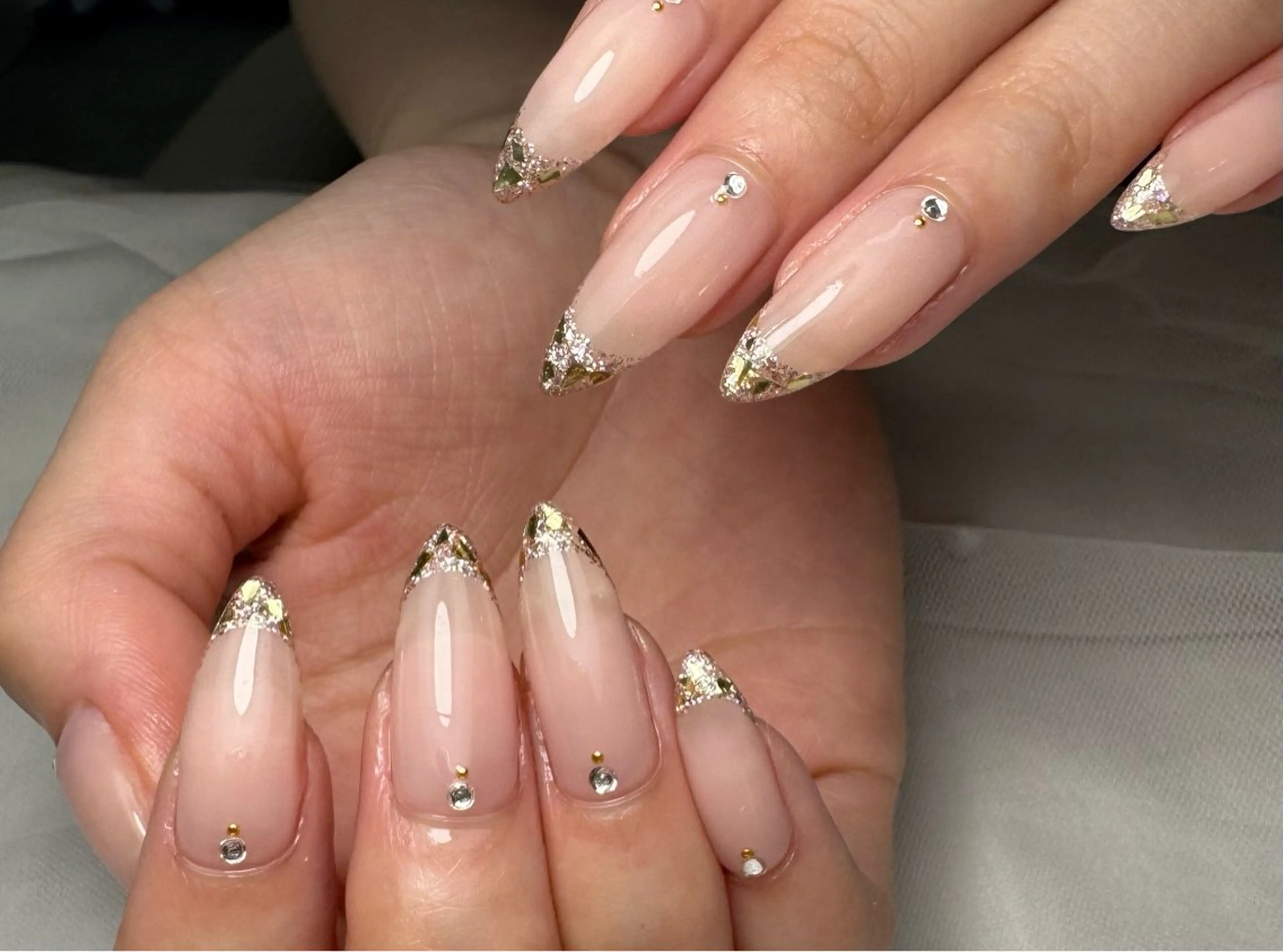 ネイル フレンチネイル ガラスフレンチ salon Luceのネイルデザイン