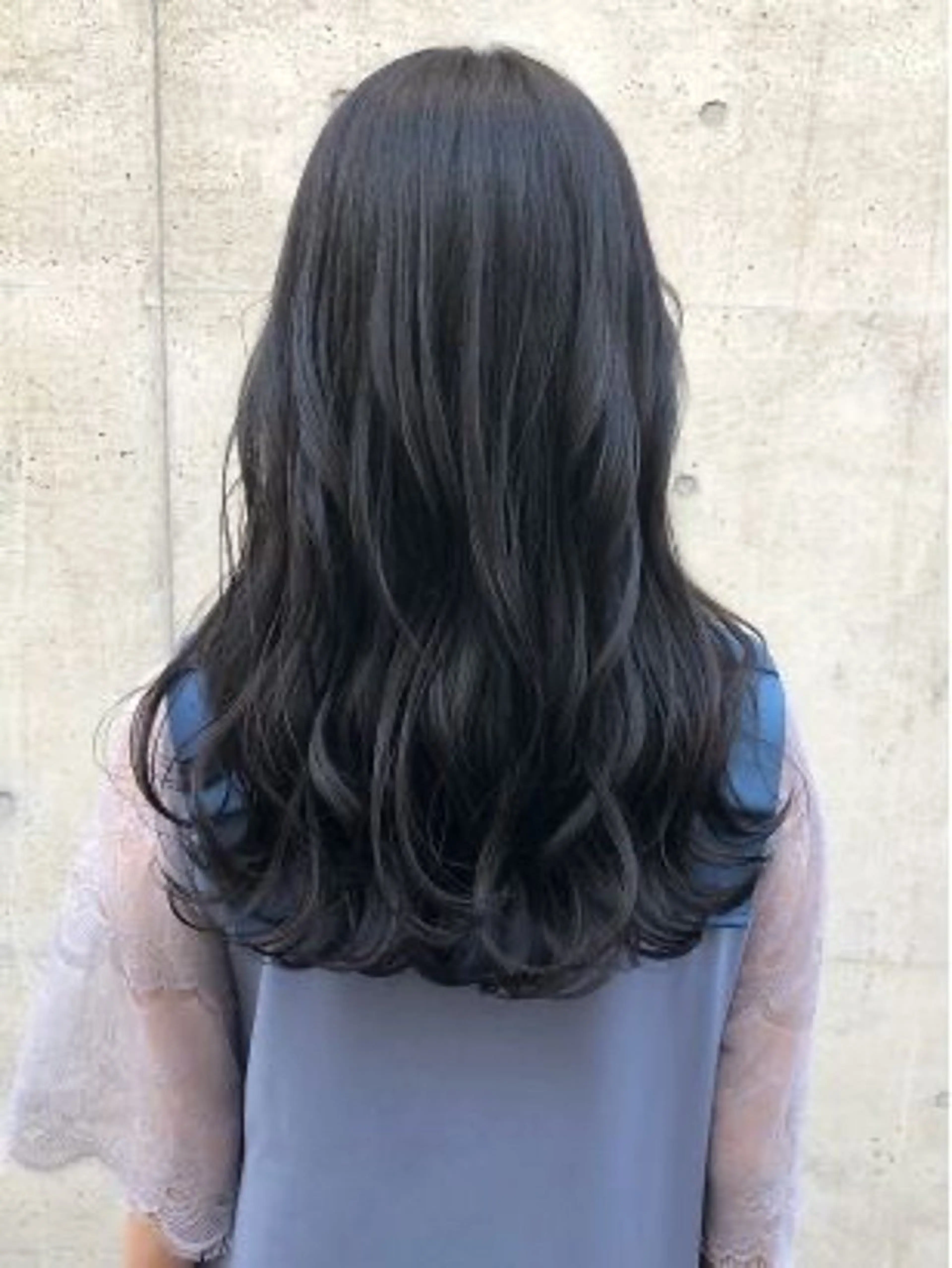 ロング カラー 透明感カラー ヘアカラー トリートメント レイヤー/グレージュ 赤み消し/コウスケのヘアスタイル