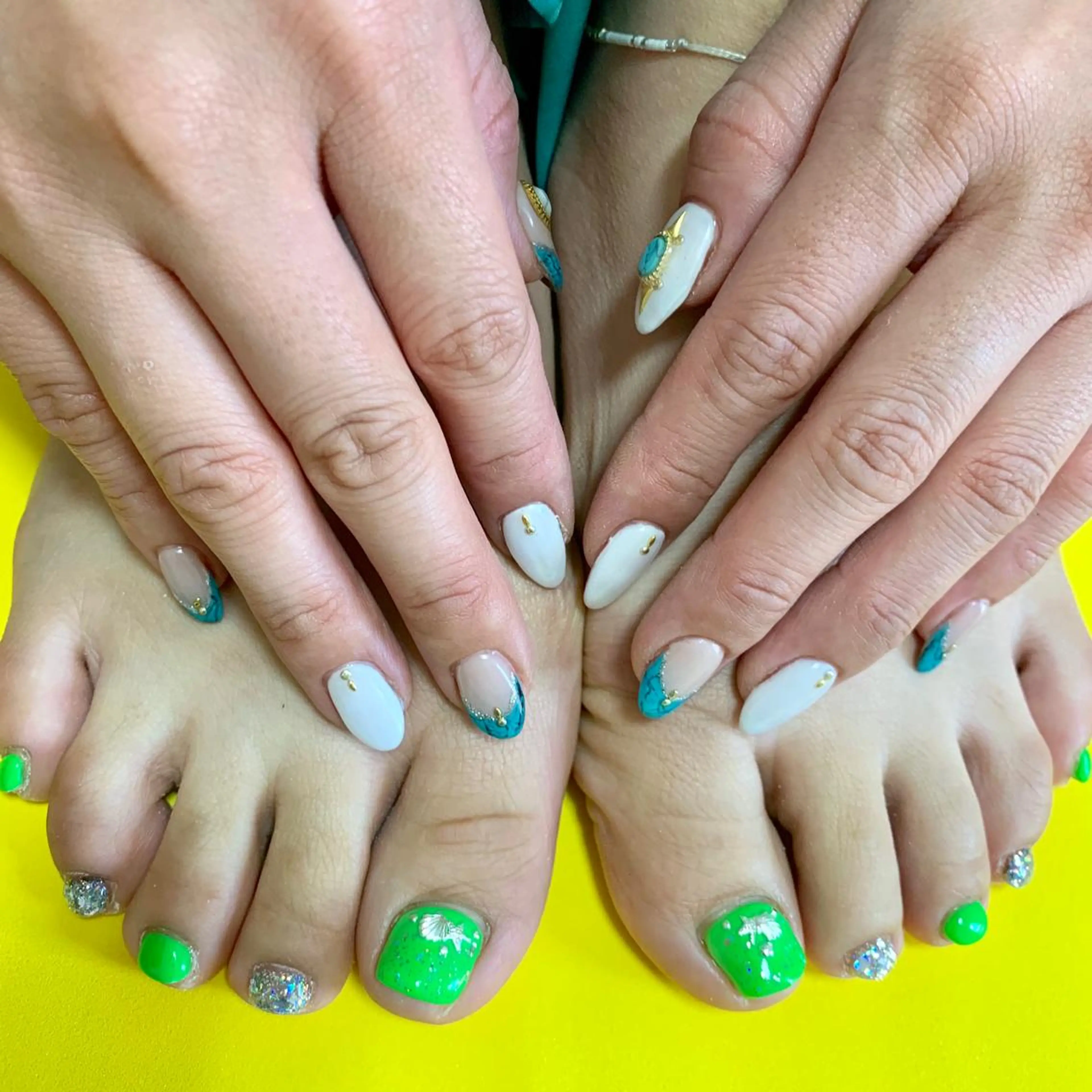 ネイル フットネイル 🌙🫧CHARME (RUKA)🦋🫧のネイルデザイン