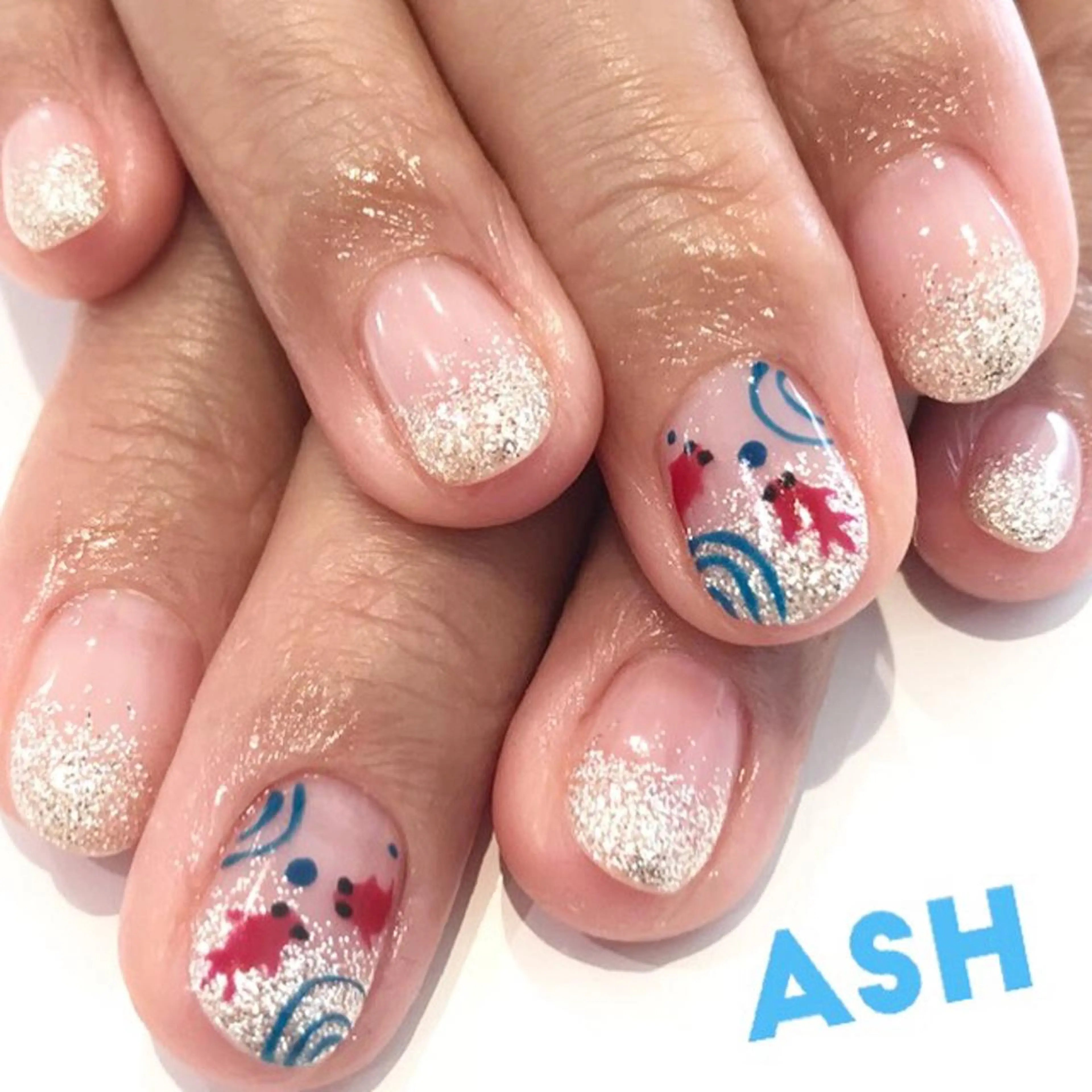 ネイル グラデーション ラメ(グリッター) ラメグラデーション 🩵NORIKO 上品ネイルが得意🩵のネイルデザイン