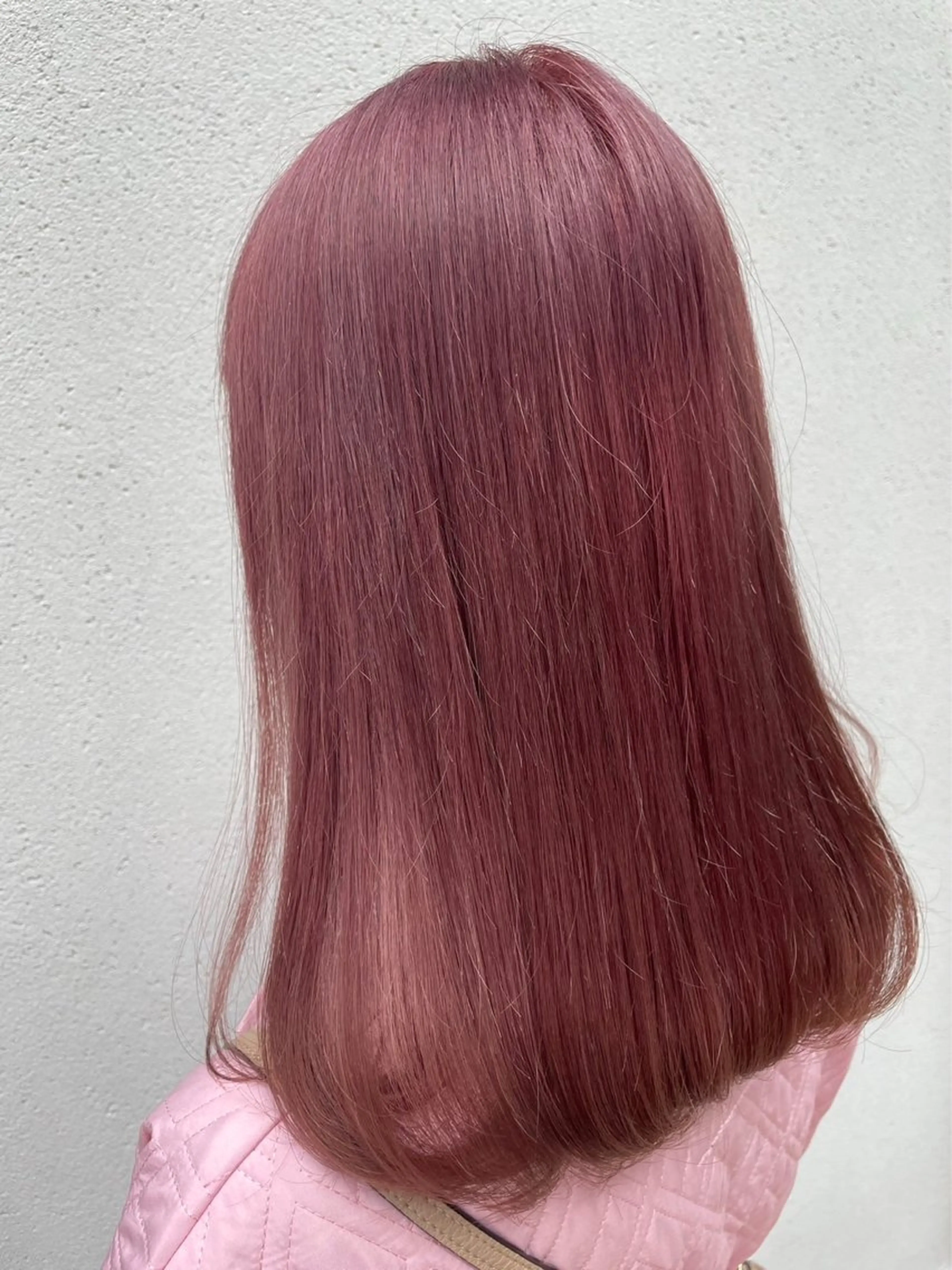 カラー 小村 理音のヘアスタイル