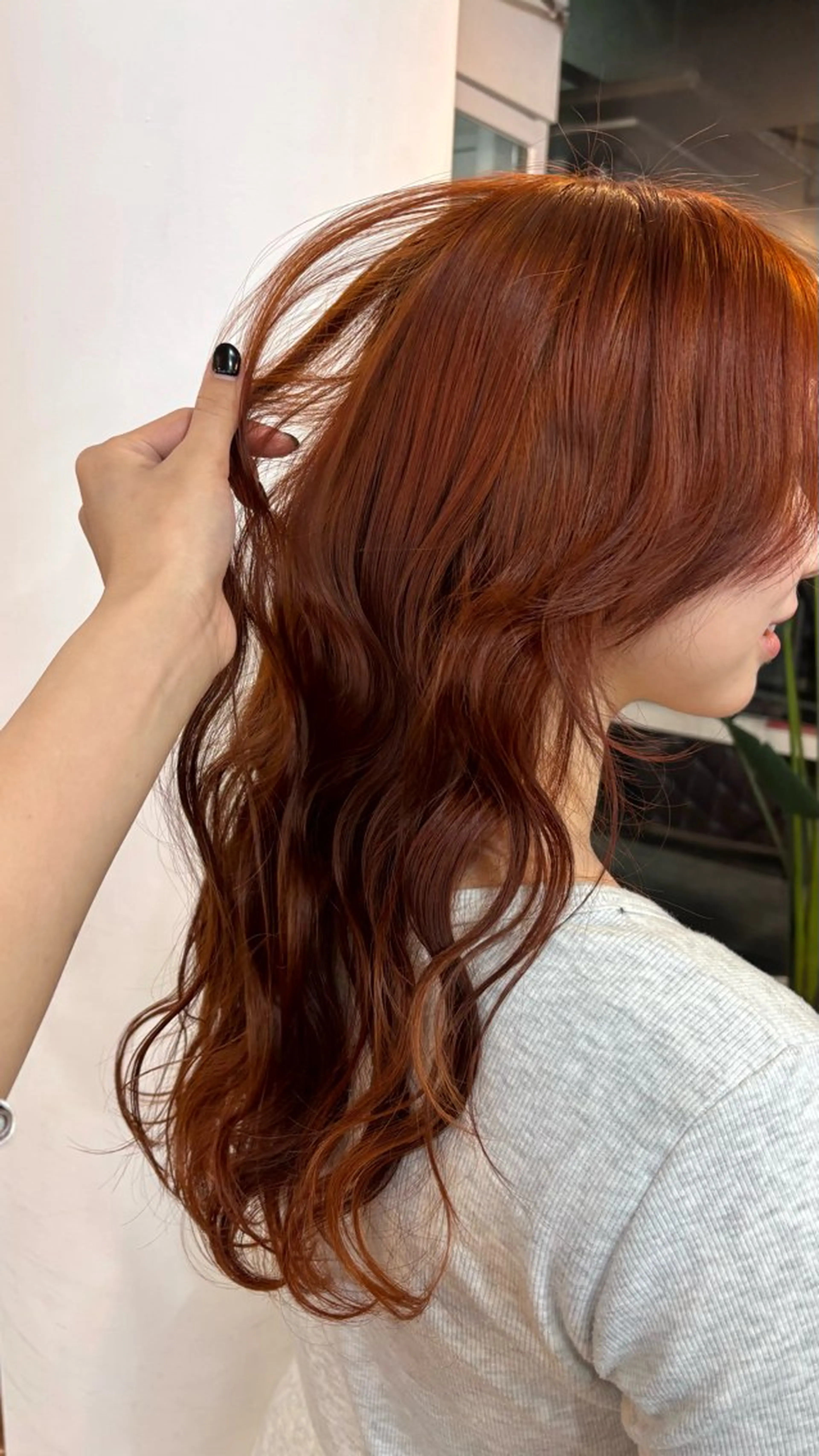 ロング カラー ブリーチ ダブルカラー ブリーチなしカラー オレンジ ヘアカラー トリートメント yukie/ ブリーチカラーのヘアスタイル