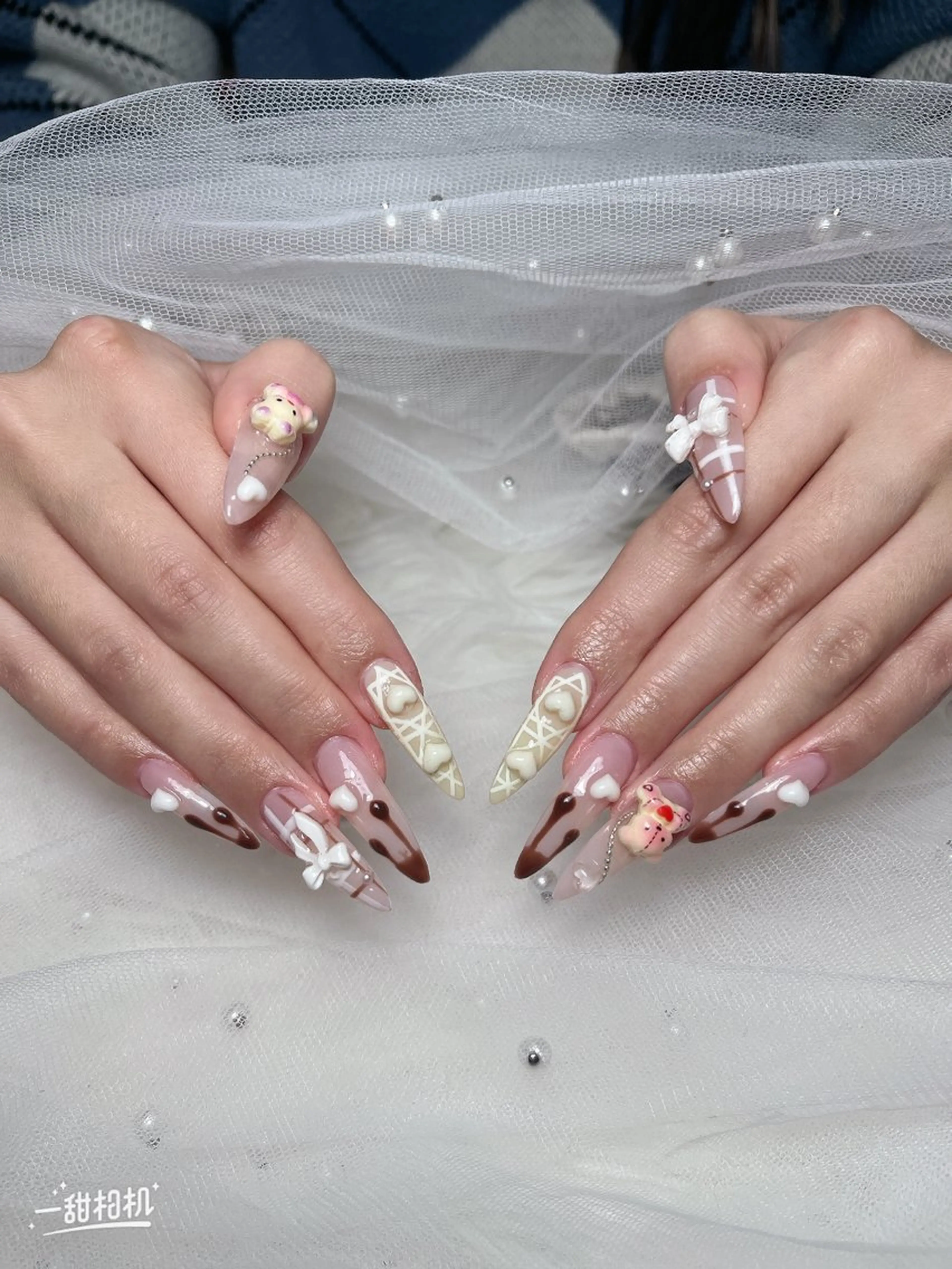 ネイル 長さ出し フレンチネイル グラデーション 卒業式 マグネットネイル ハンドネイル MIHANA ZENのネイルデザイン