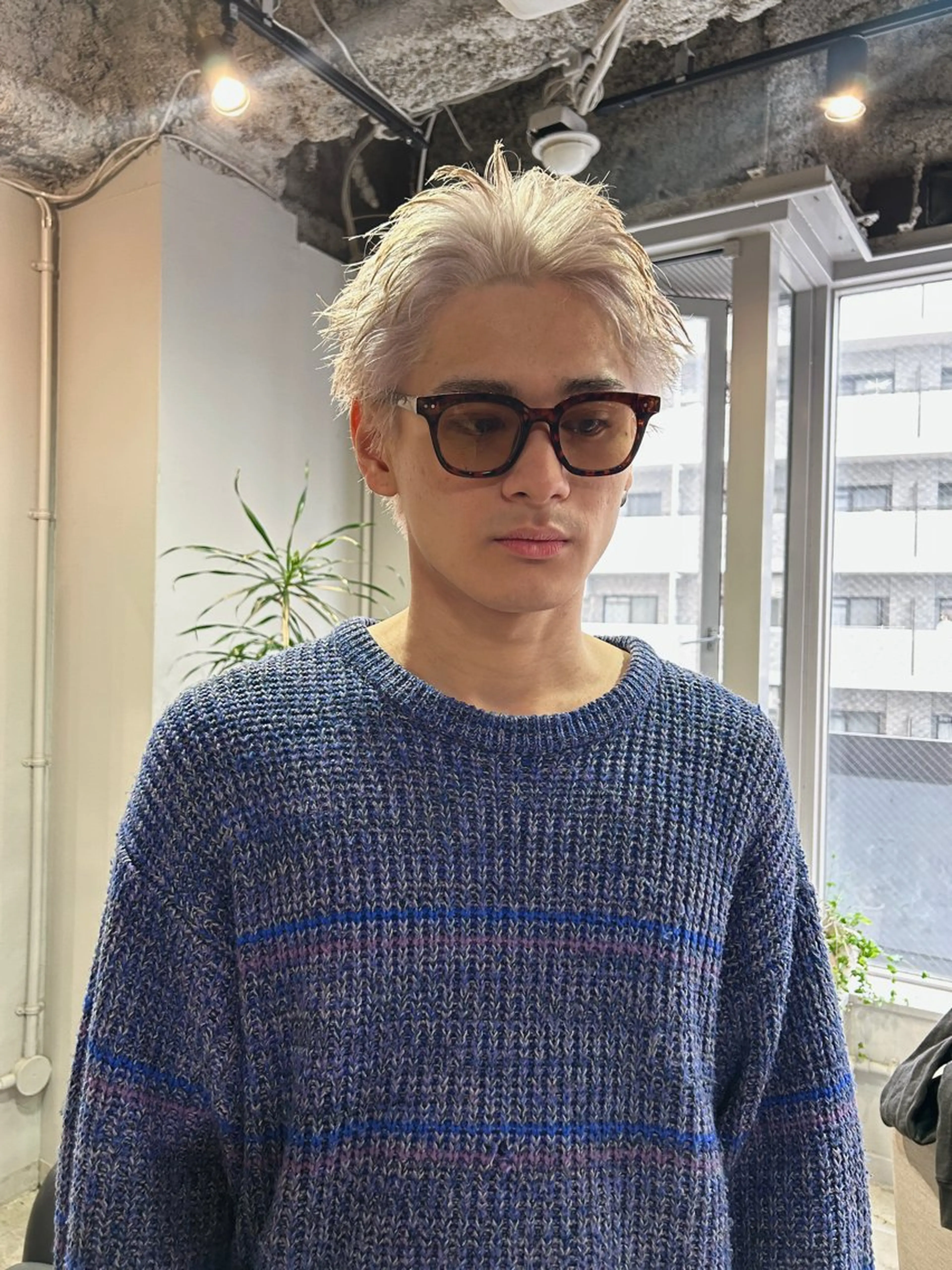 大人気🌟スパイキーmen'sハイトーンカット無し＋ケアブリーチ＋オンカラー🌟クイックトリートメント🎁プレゼントの写真