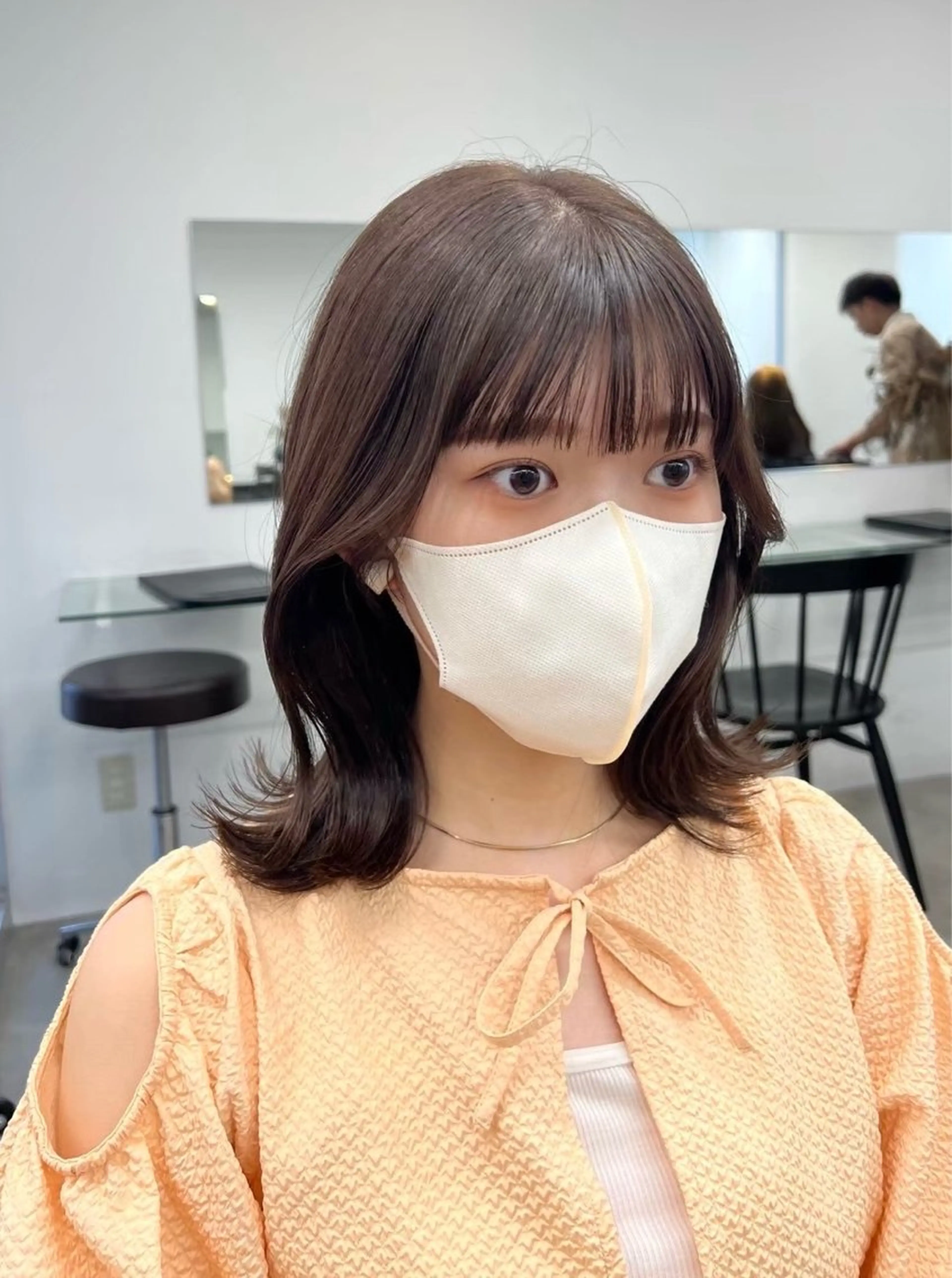 ミディアム 赤みなしカラー 塚本亜弓のヘアスタイル