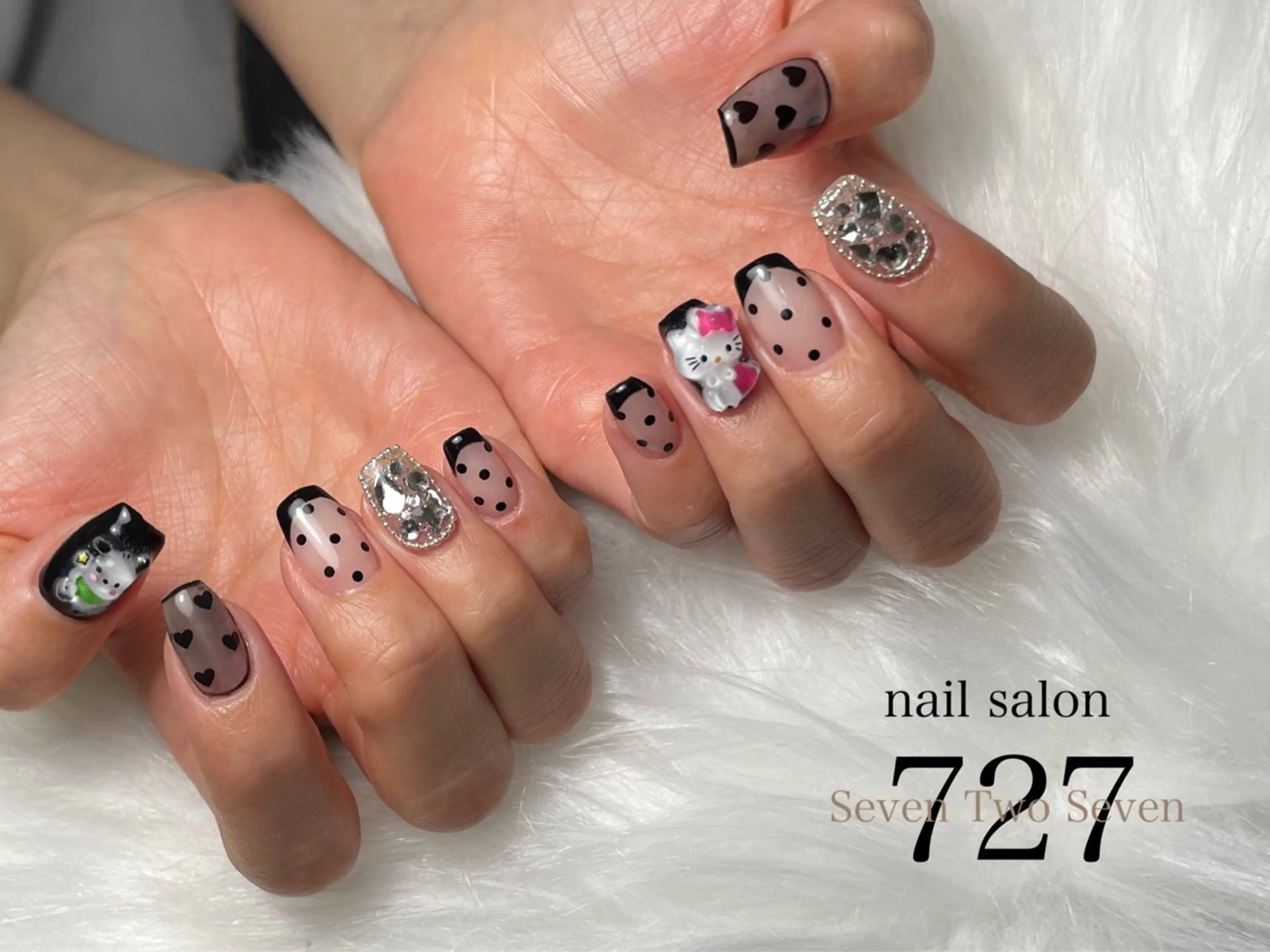 ネイル ハンドネイル 727 nailのネイルデザイン