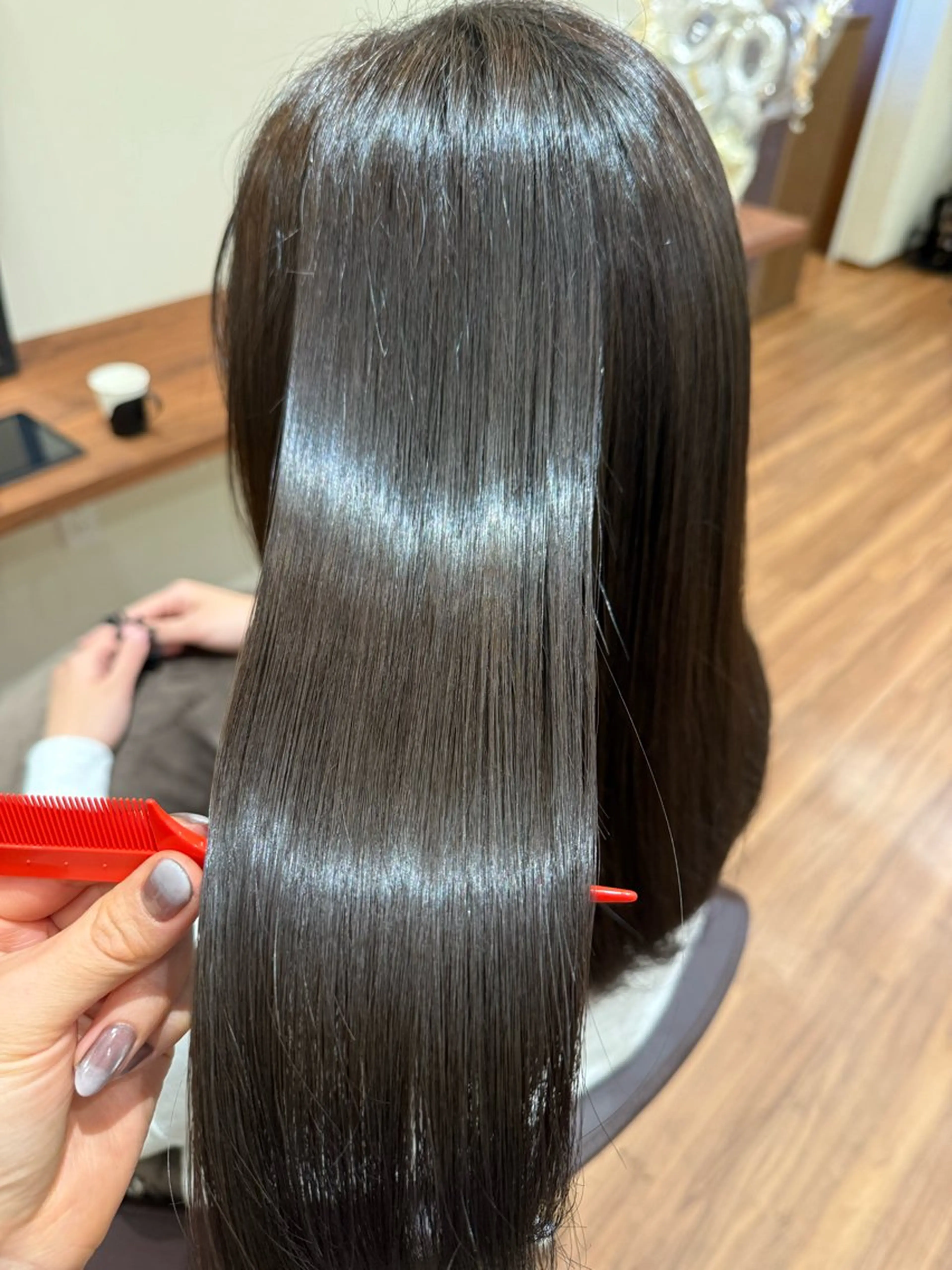 🌺カット+縮毛矯正【根本10cm以内まで】+トリートメント🌺の写真