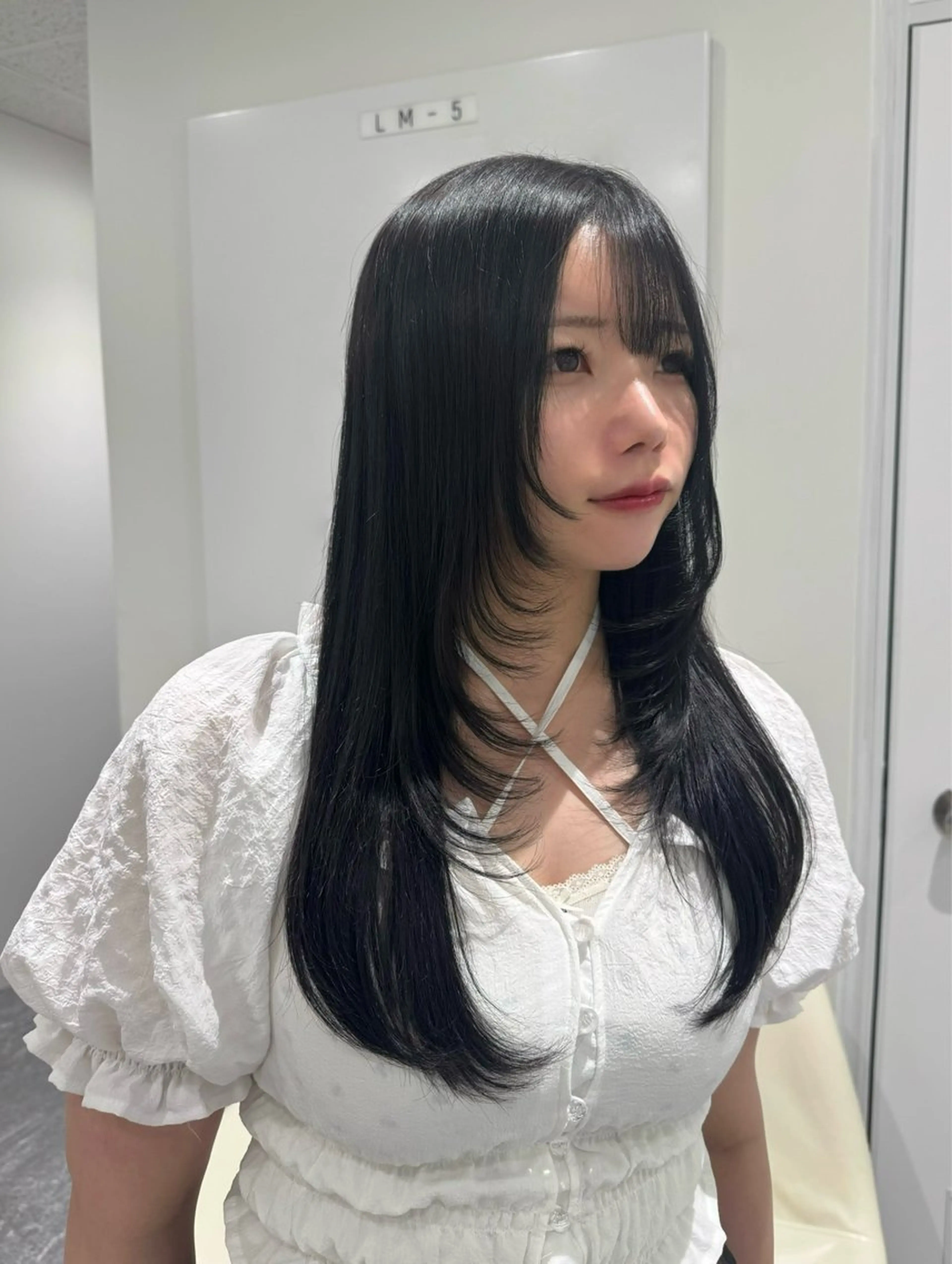 ロング カット ヘアカラー トリートメント 柔らかい透明感カラー 🎀maria🎀のヘアスタイル