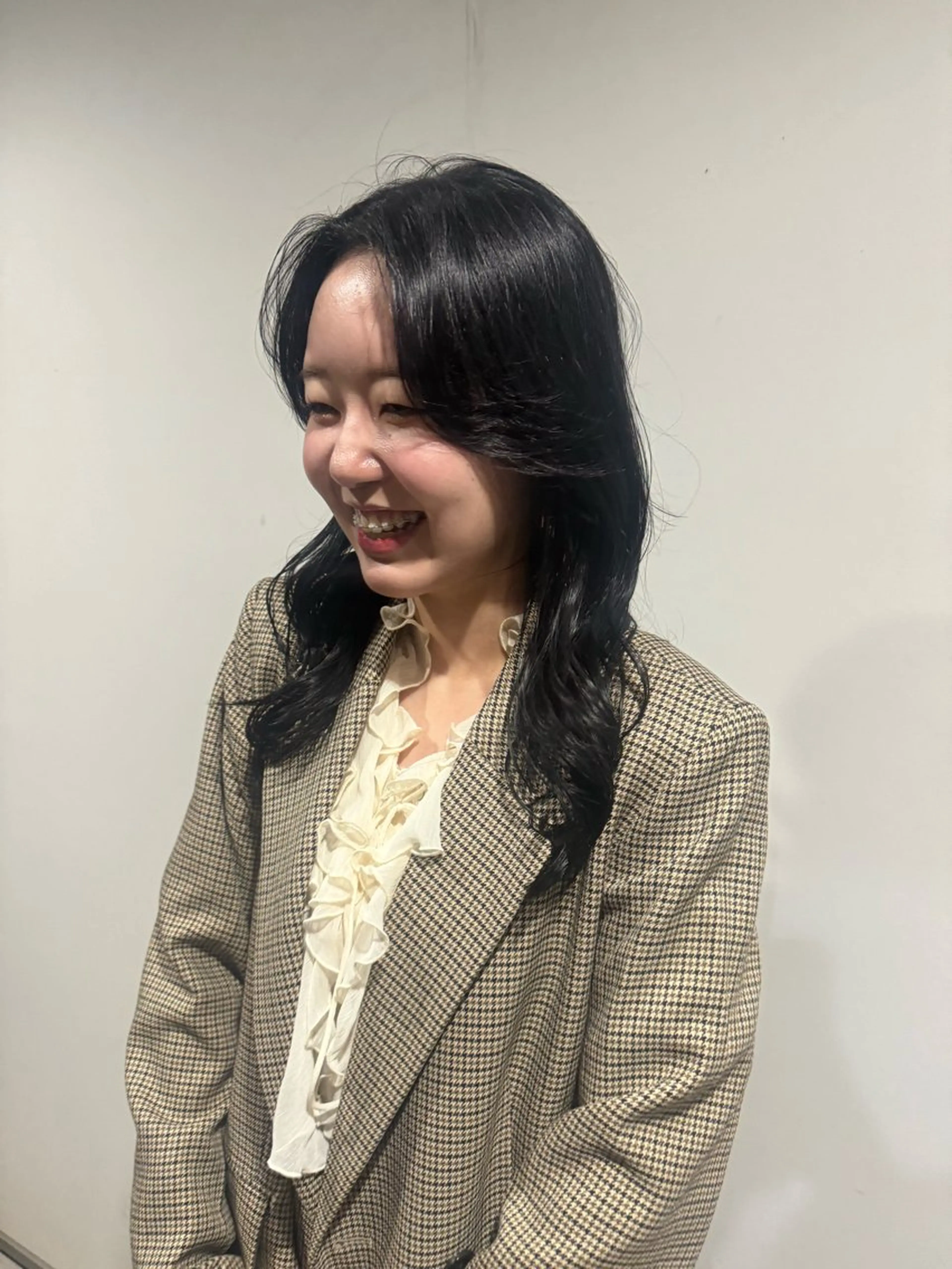 ロング アオトソラ いしざかのヘアスタイル