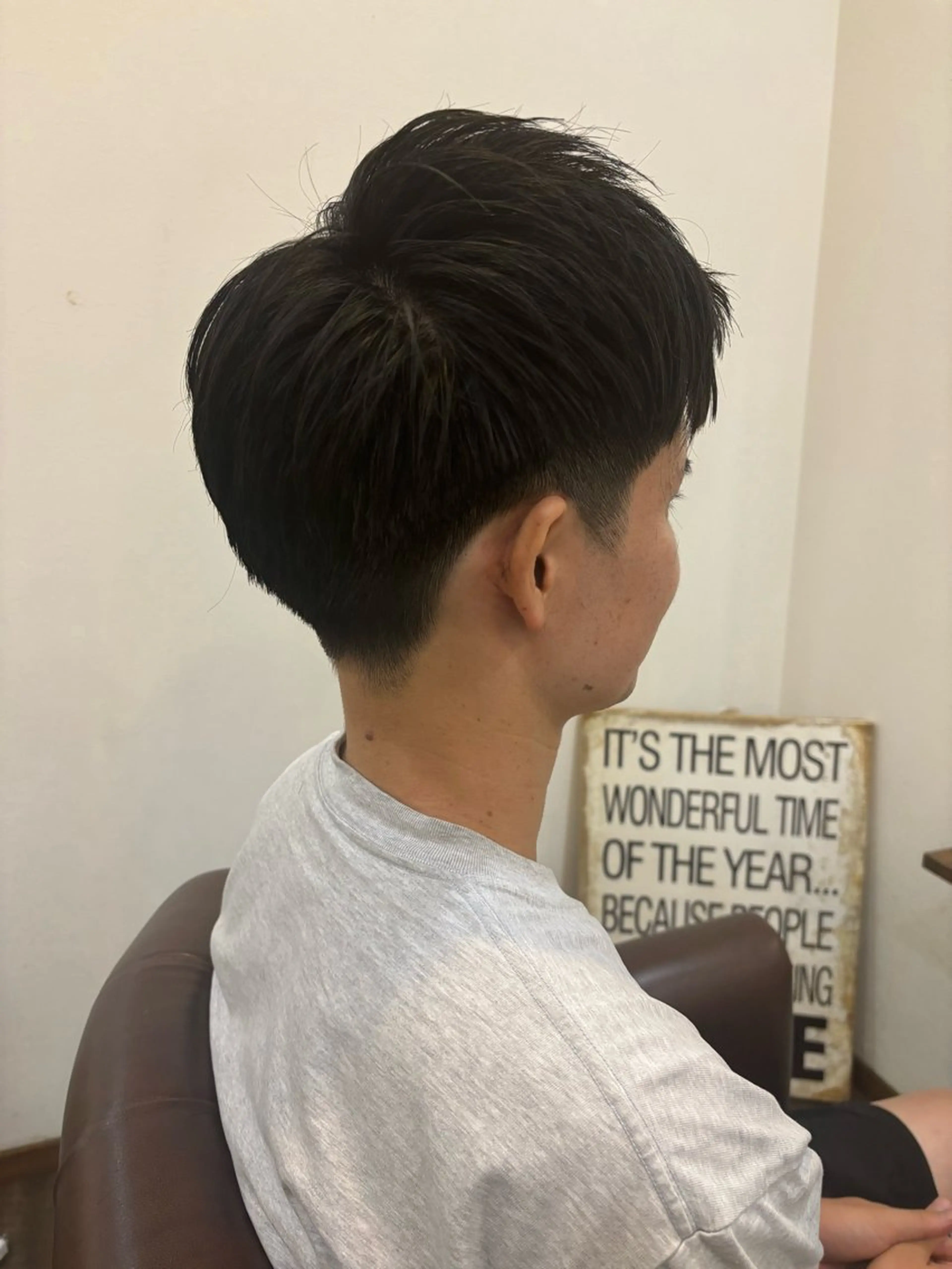 18:00​〜​来ていただけるメンズカットモデル様募集しております🙇2回目以降も大歓迎ですの写真