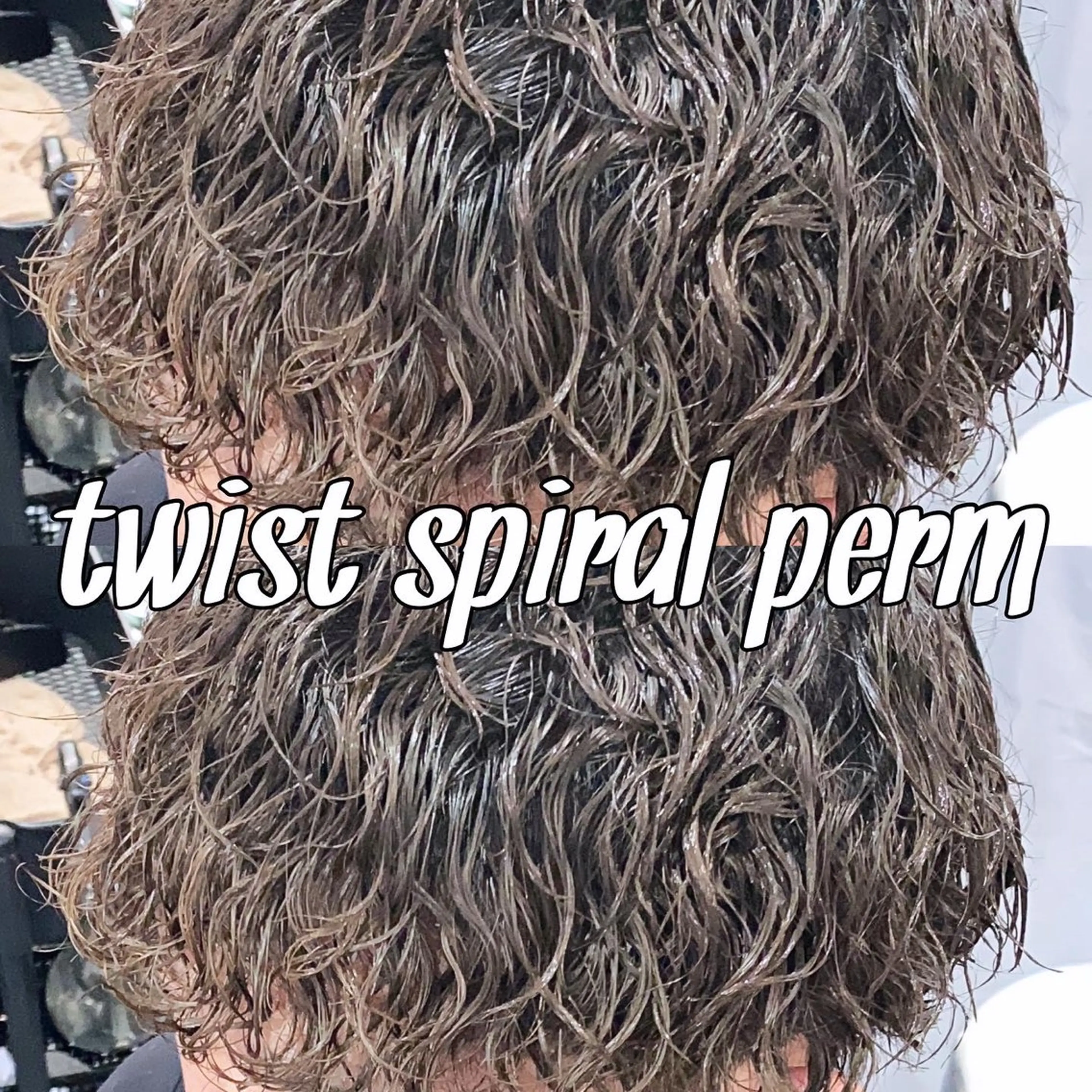 ショート パーマ メンズ パーマ/ダブルカラー ブリーチ⭐️海斗のヘアスタイル