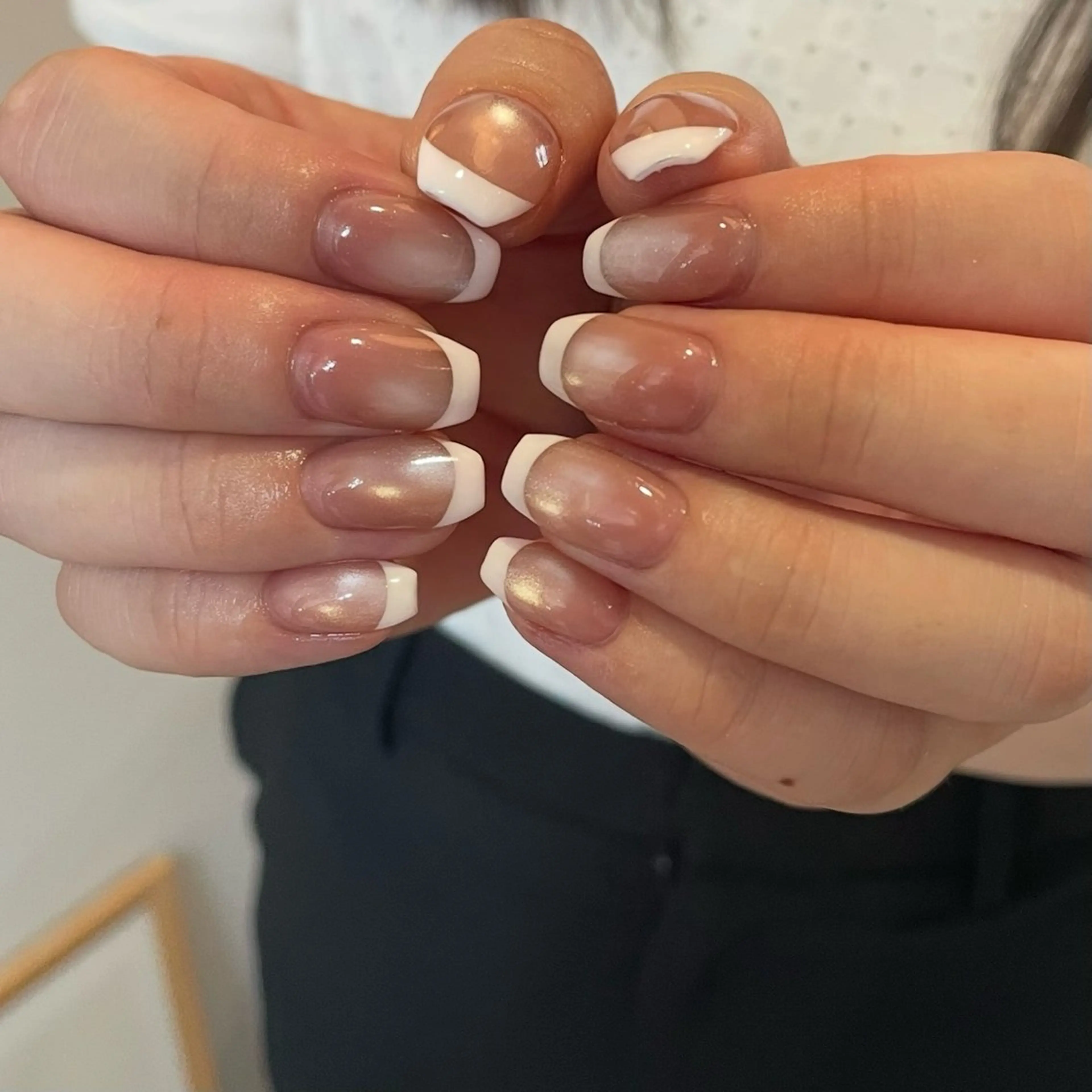 ネイル 持ち込み 赤色 . .のネイルデザイン