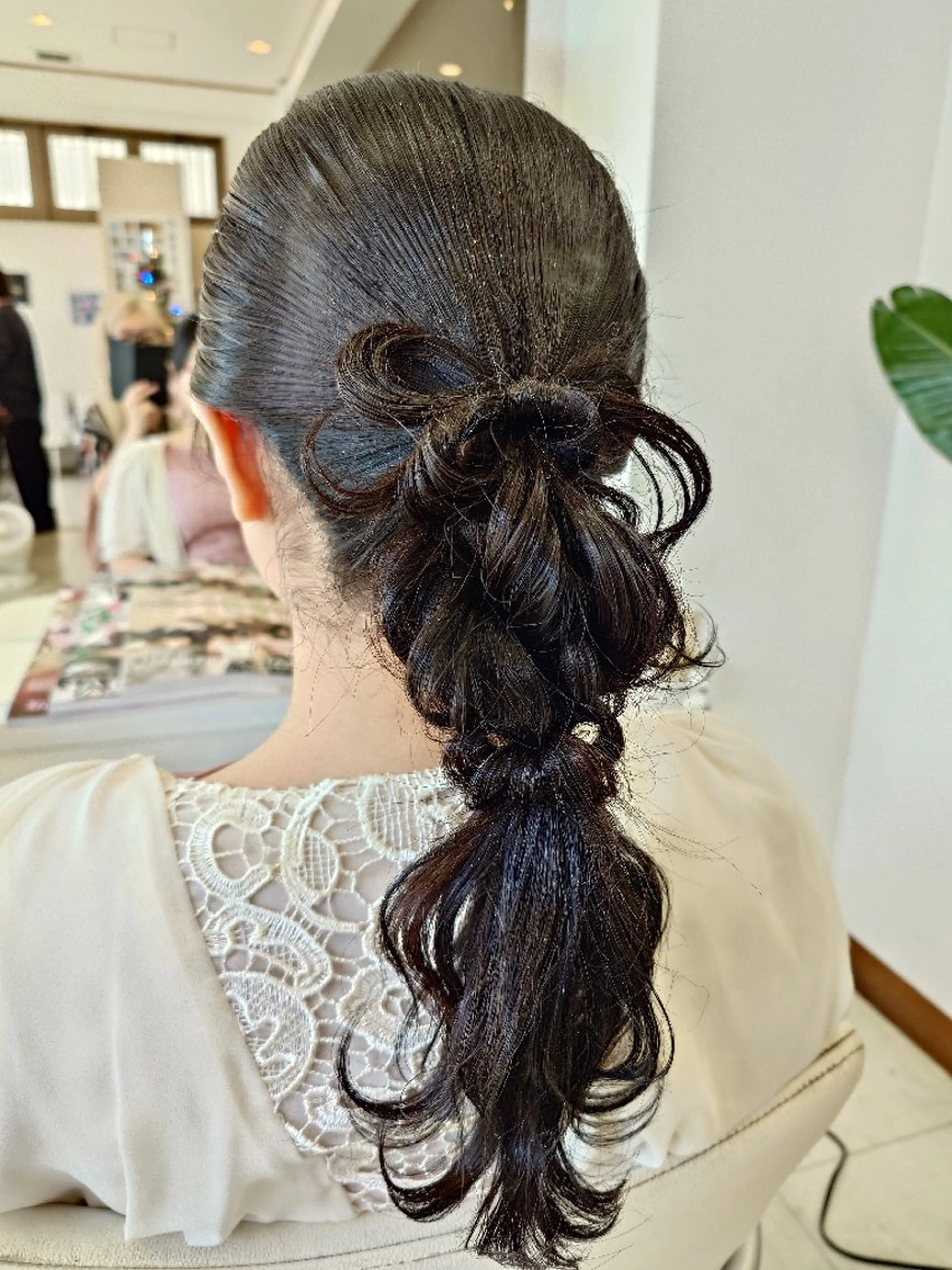 ロング ヘアアレンジ ポニーテール ロング ヘアセット キンジョウ エナミのヘアスタイル