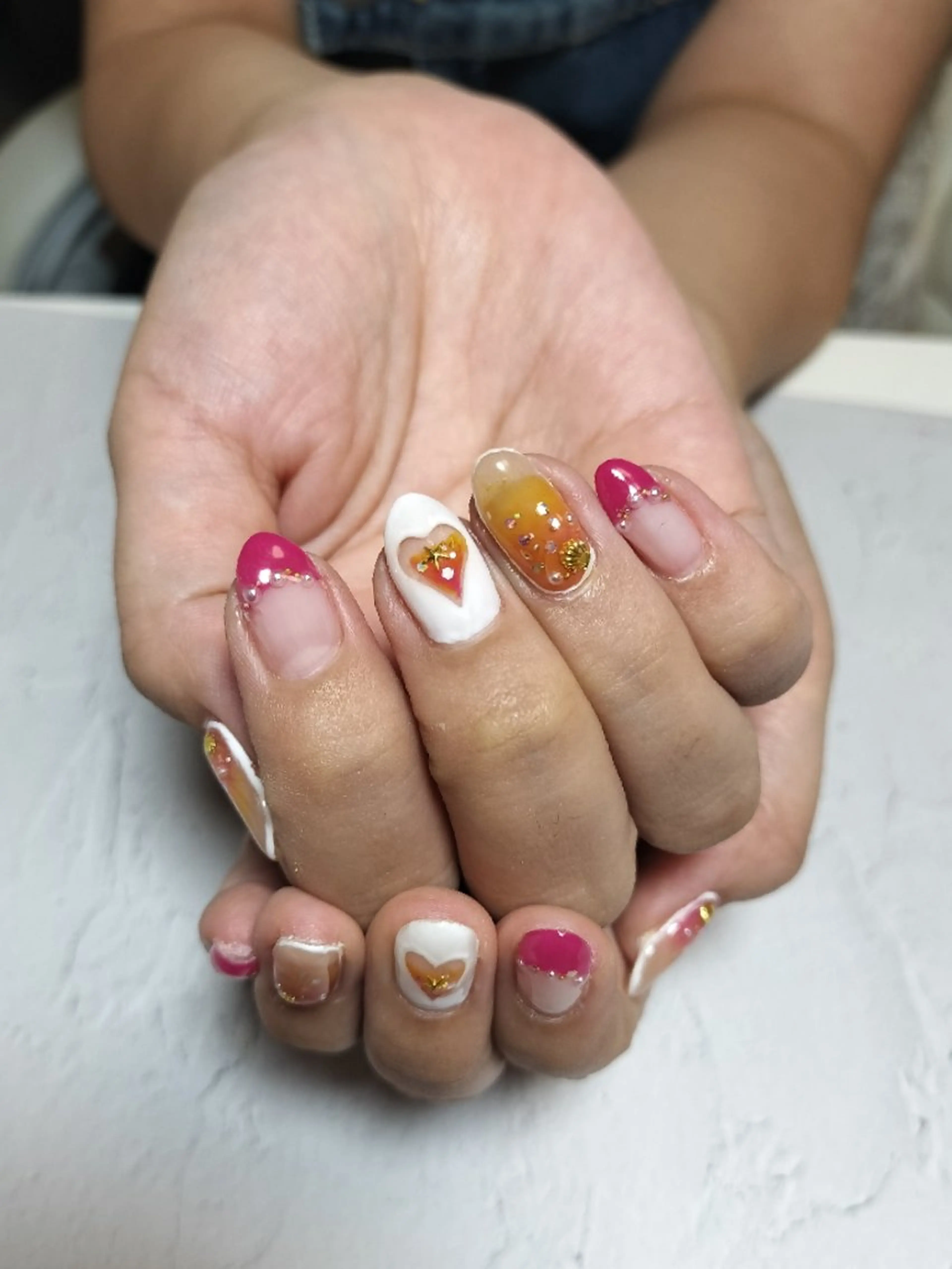 ネイル アートネイル megumi. sのネイルデザイン