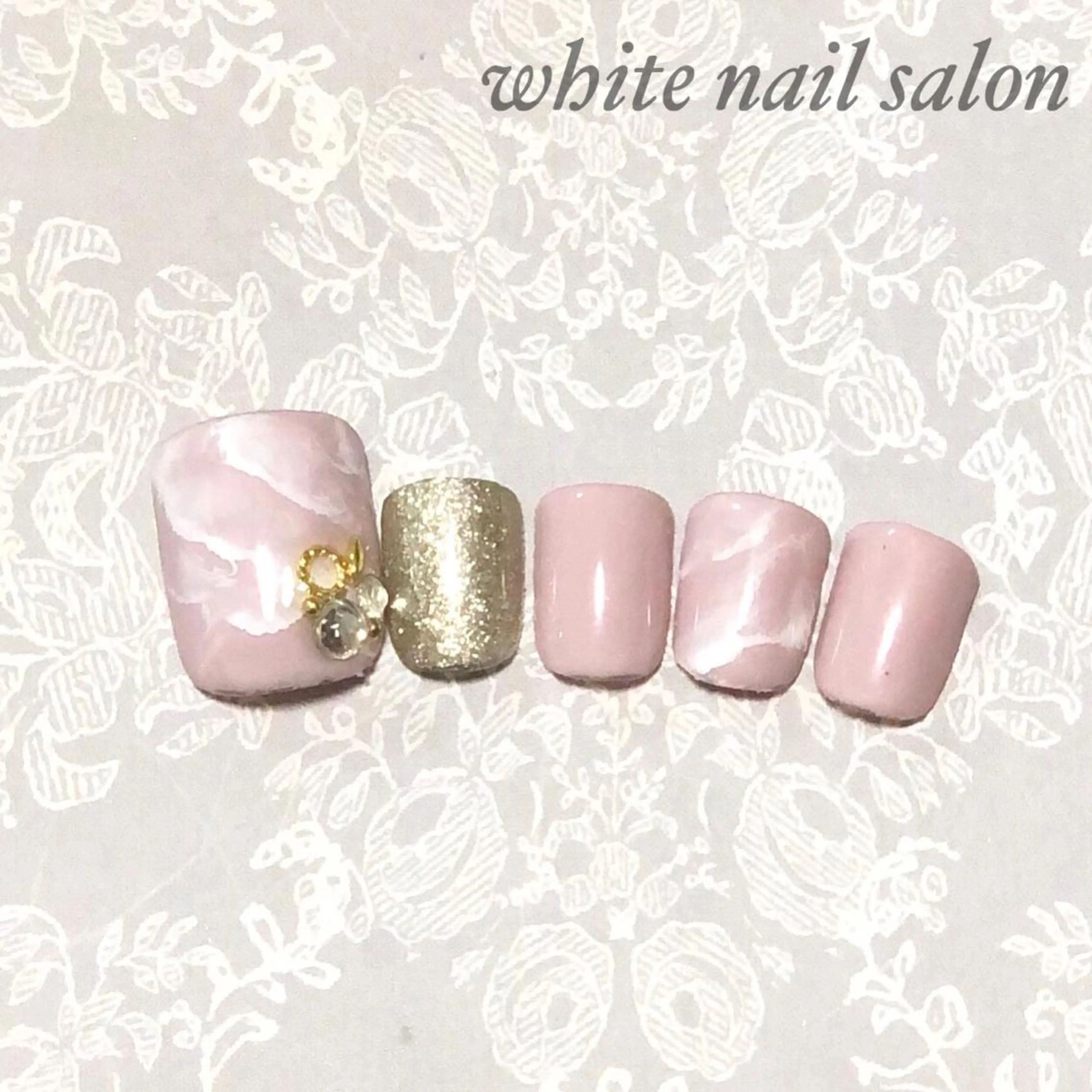ネイル アートネイル フットネイル フレンチネイル ジェルネイル ハードジェル フットネイル white nail salonのネイルデザイン