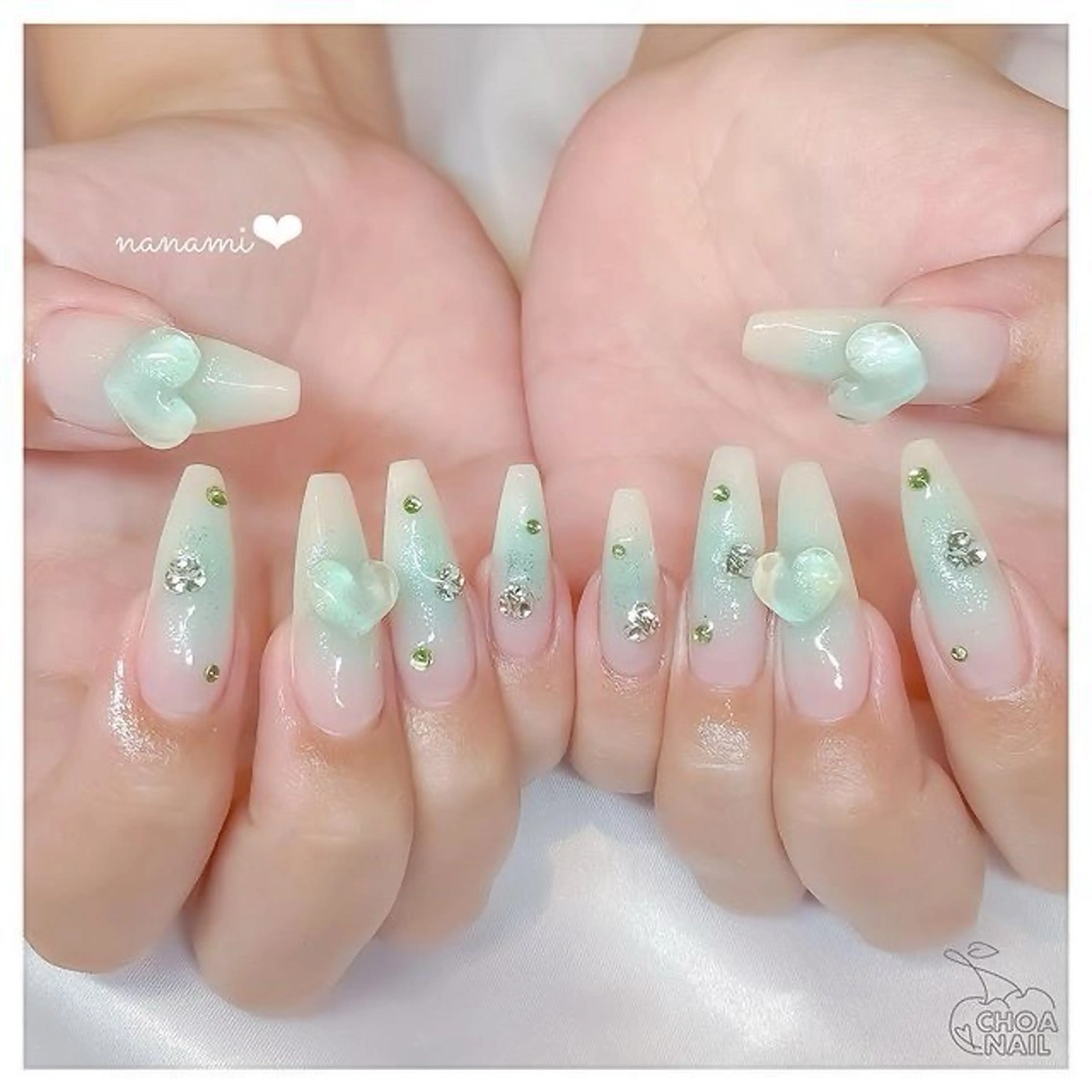ネイル マグネットネイル ピンク ネイルチップ 冬ネイル Lee Nailsのネイルデザイン