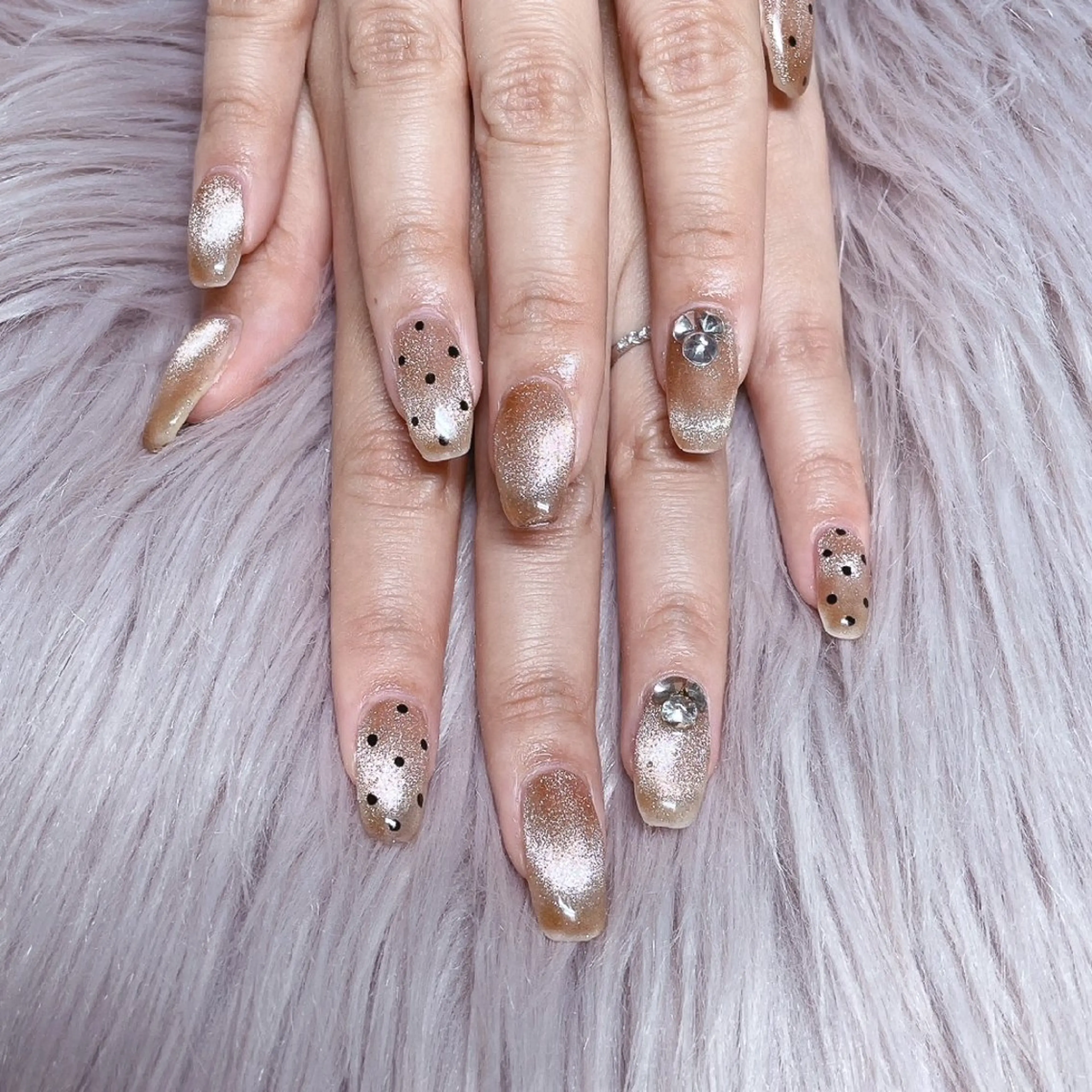 ネイル 稲垣 江梨花のネイルデザイン