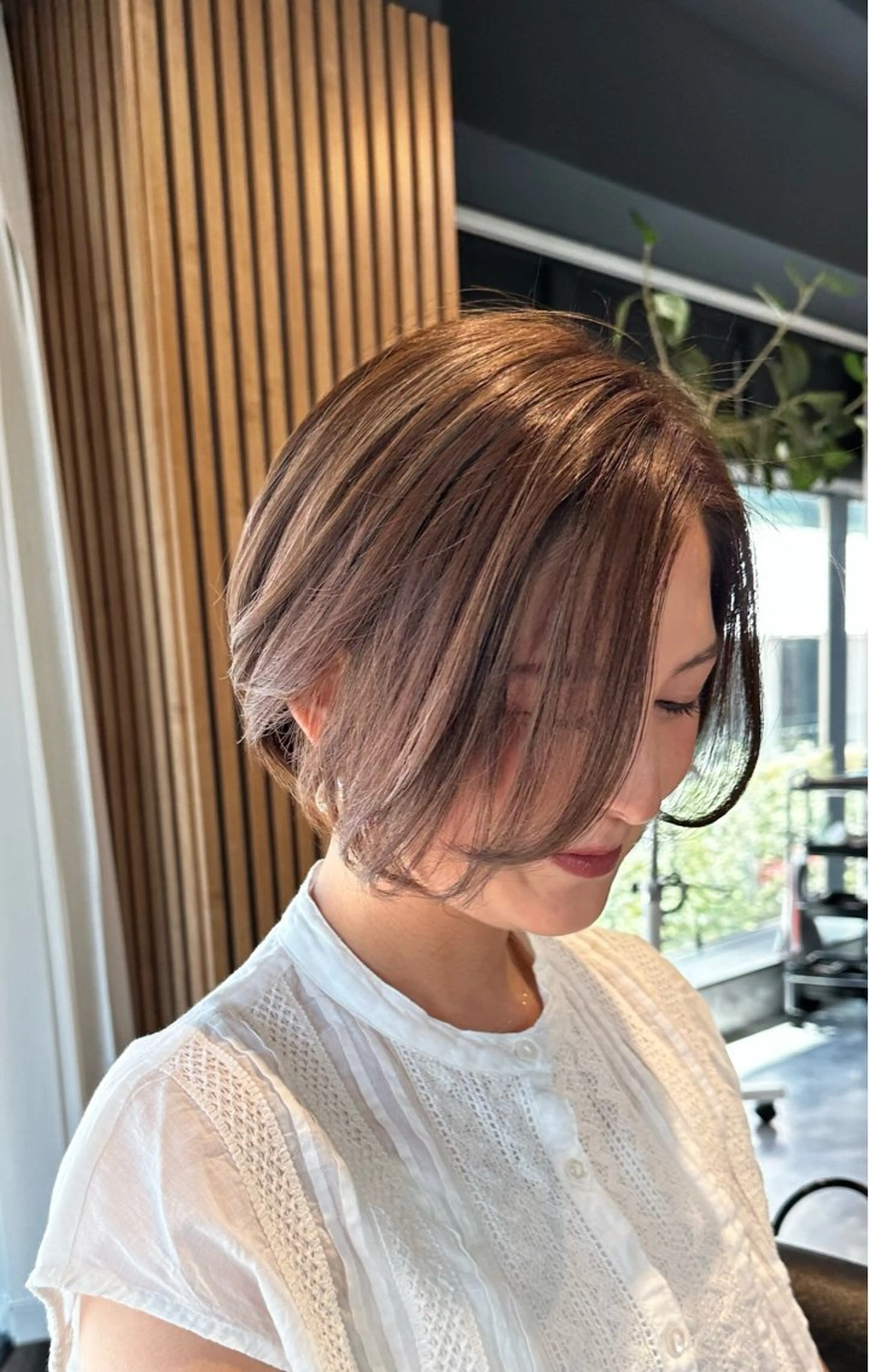 ショート カット ヘアカラー トリートメント 美髪矯正/酸性ストレ ート/艶カラー/堅田のヘアスタイル