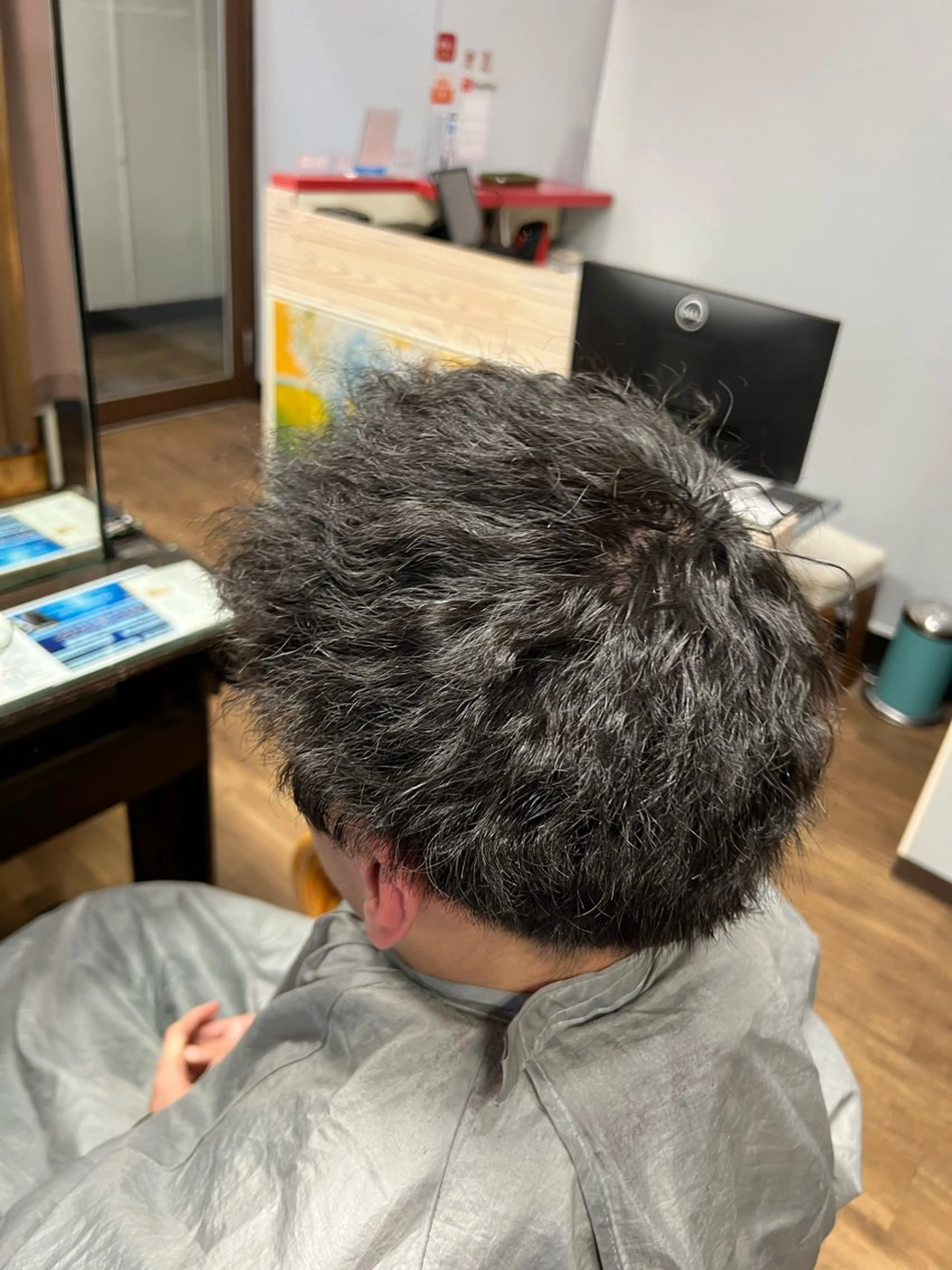 パーマ メンズ マッシュ メンズパーマ 学生（メンズ向け） 波巻きパーマ 学生 カット パーマ hair mission rodeo所属・縮毛矯正/髪質改善 》YUMEKIのヘアスタイル