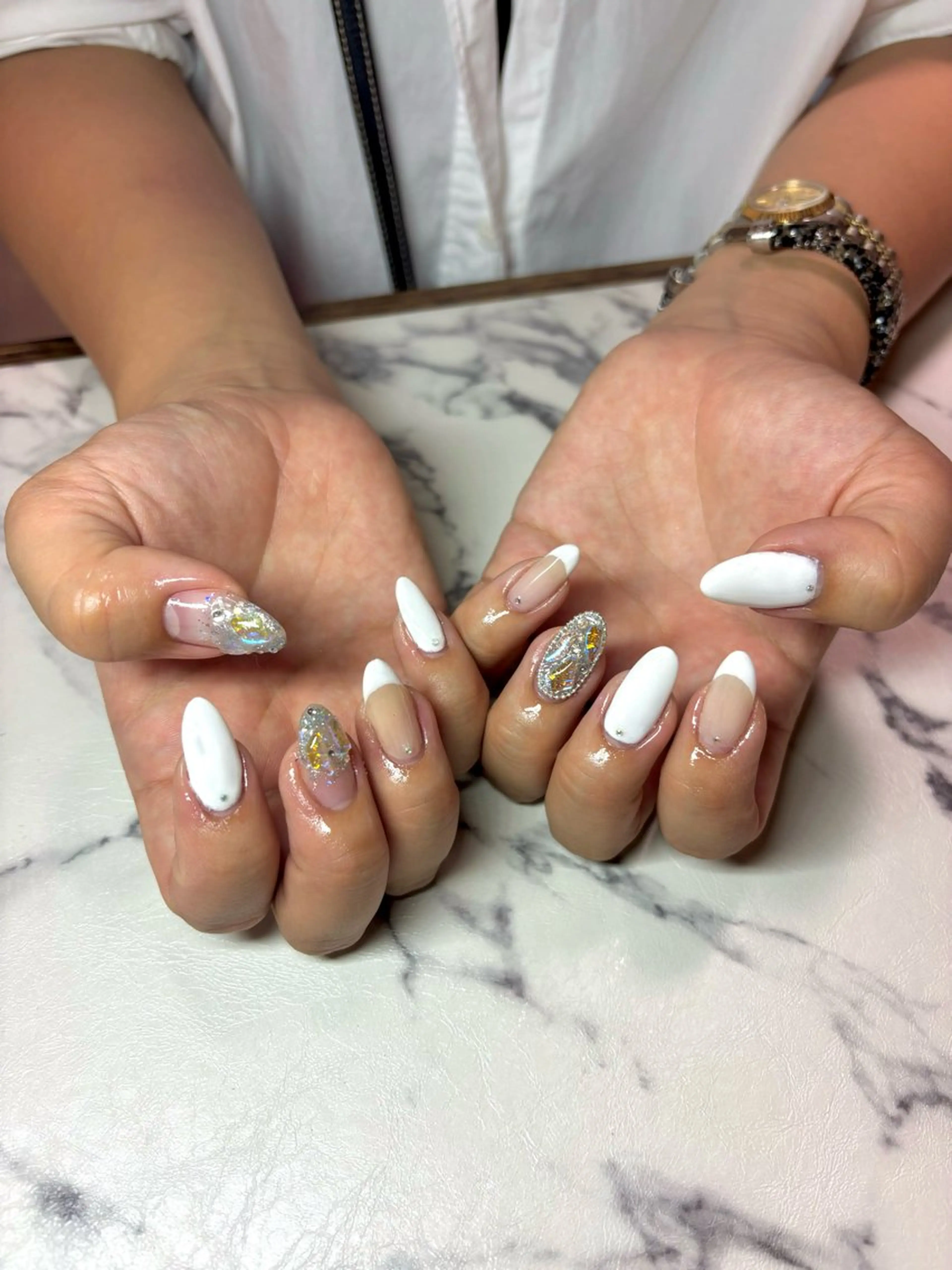 ネイル 長さ出し フレンチネイル キラキラネイル mimimi nail所属・I. MITSUKIのネイルデザイン