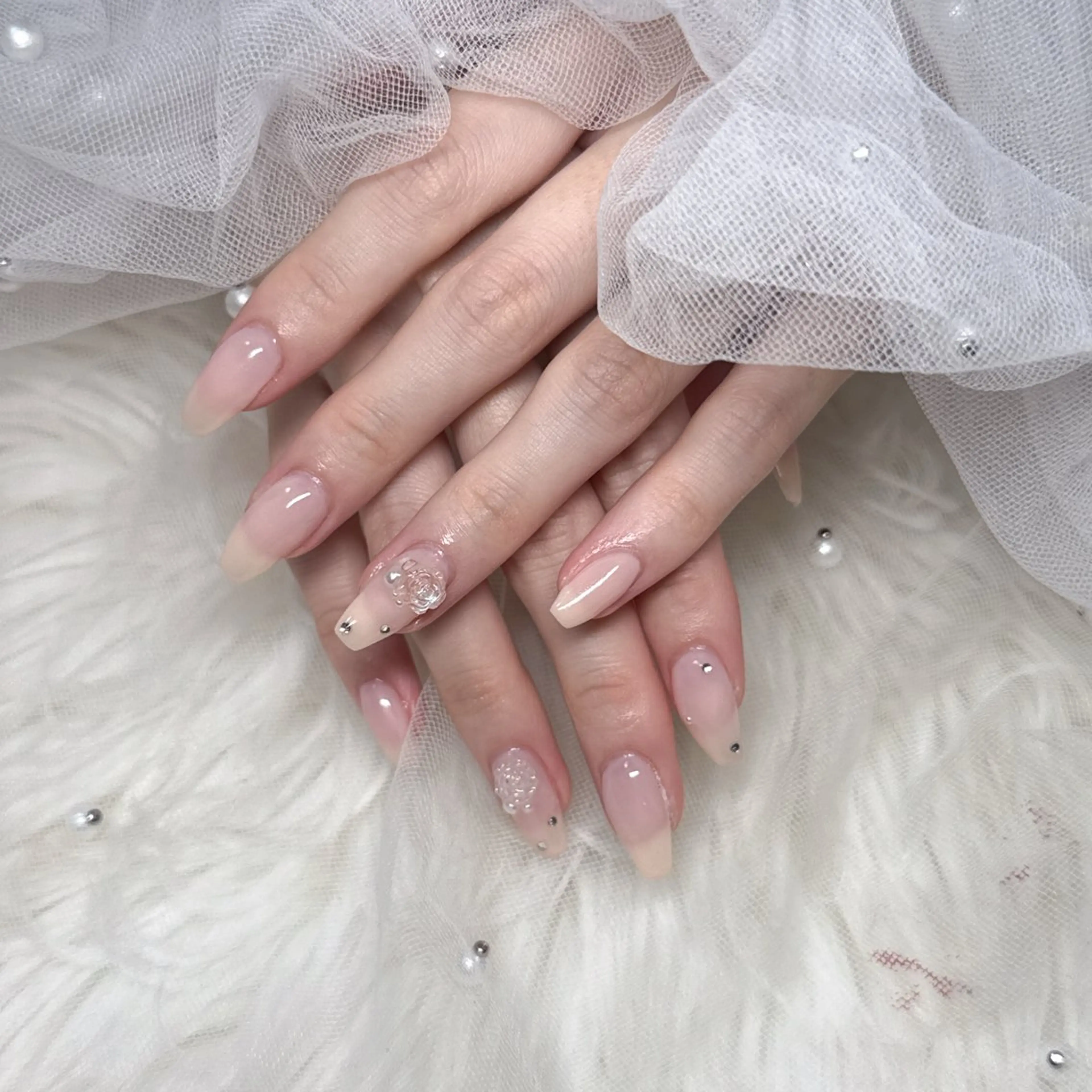 ネイル ハンドネイル &ME Mikoのネイルデザイン