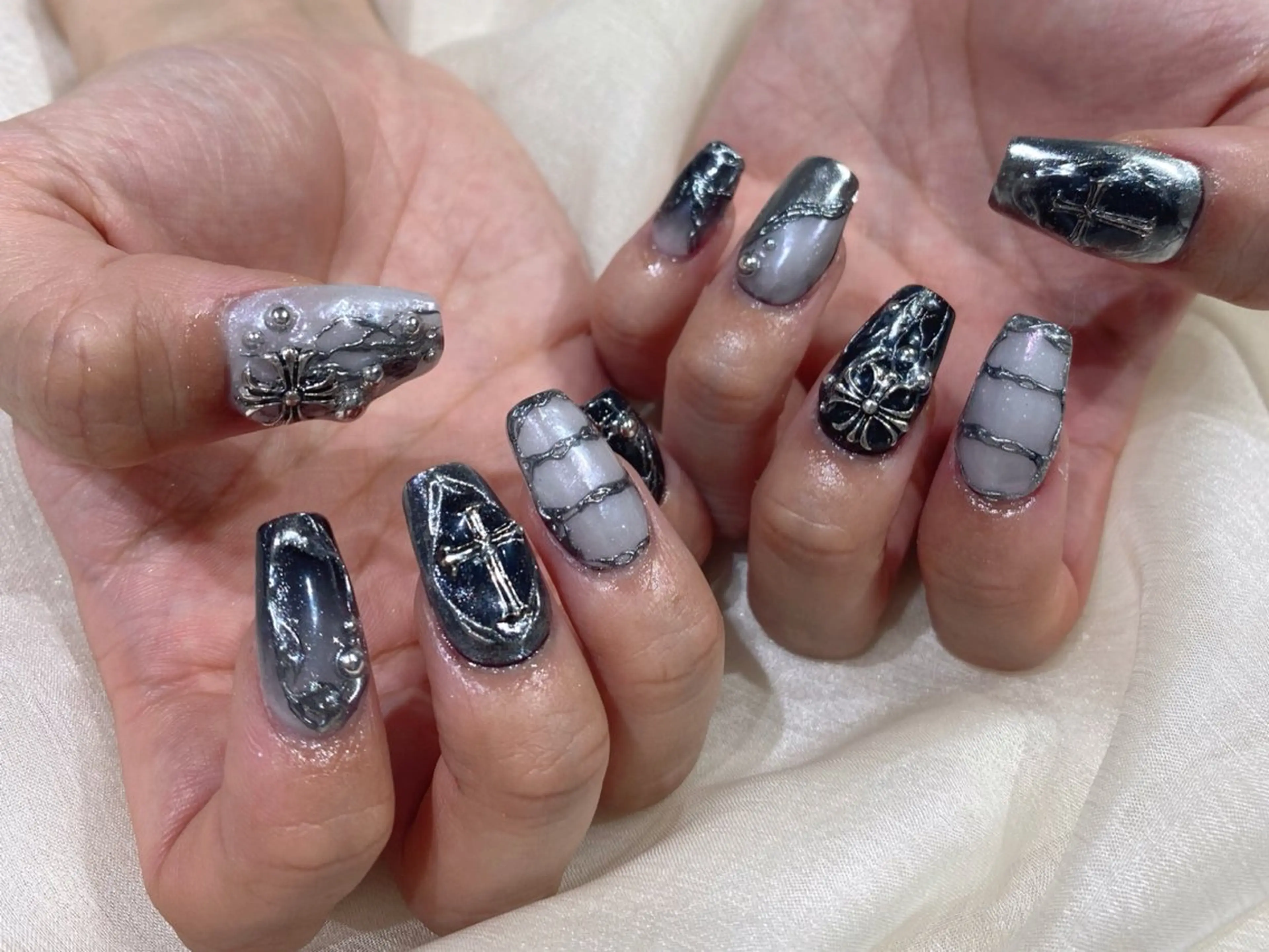 セミロング ハンドネイル Nail  R💫 naoのネイルデザイン