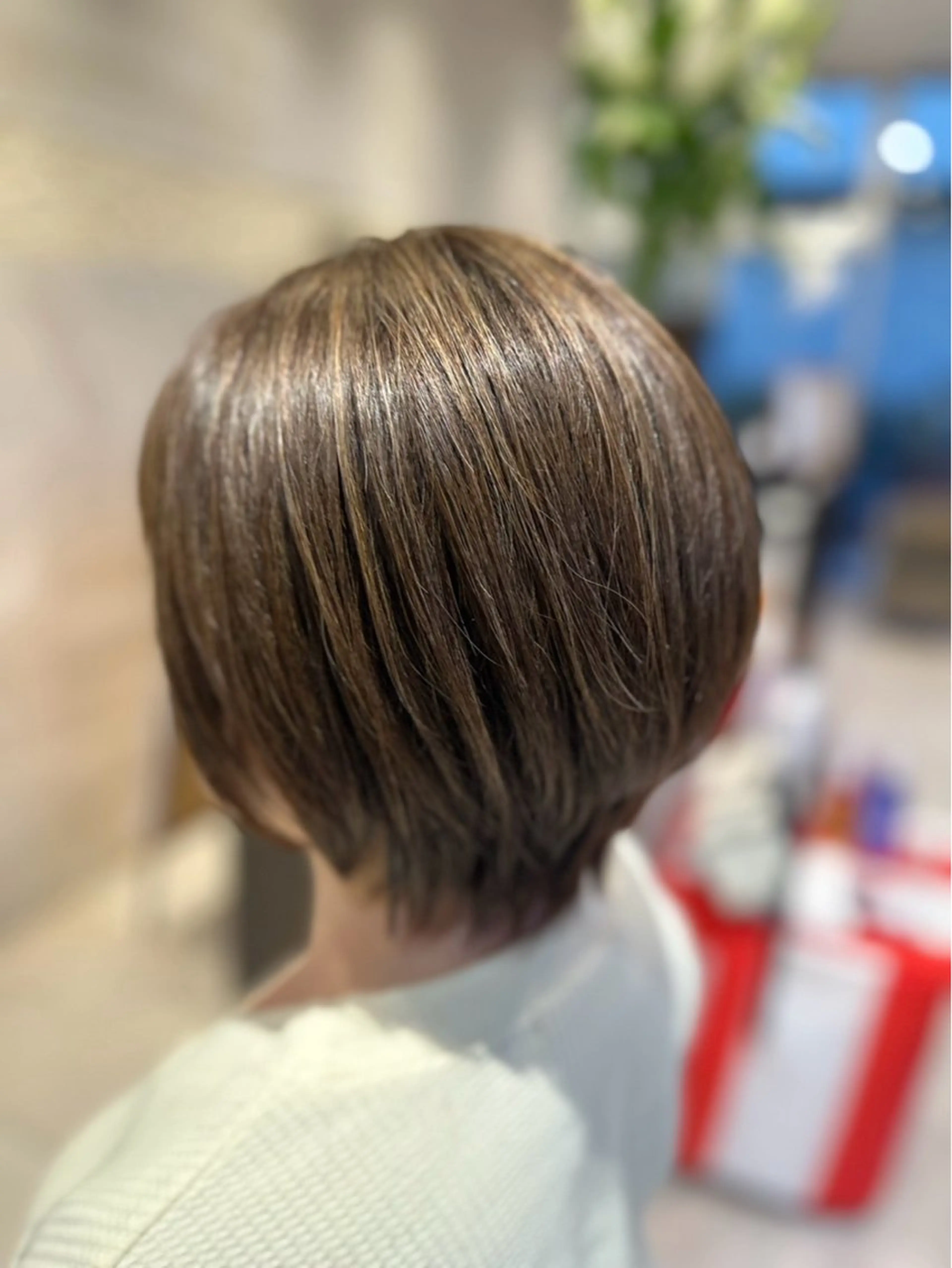 ショート ハイライト 髪質改善 レイヤーカット ショートヘア 縮毛矯正 ヘアカラー SUGAMI ✴︎ Hikariのヘアスタイル