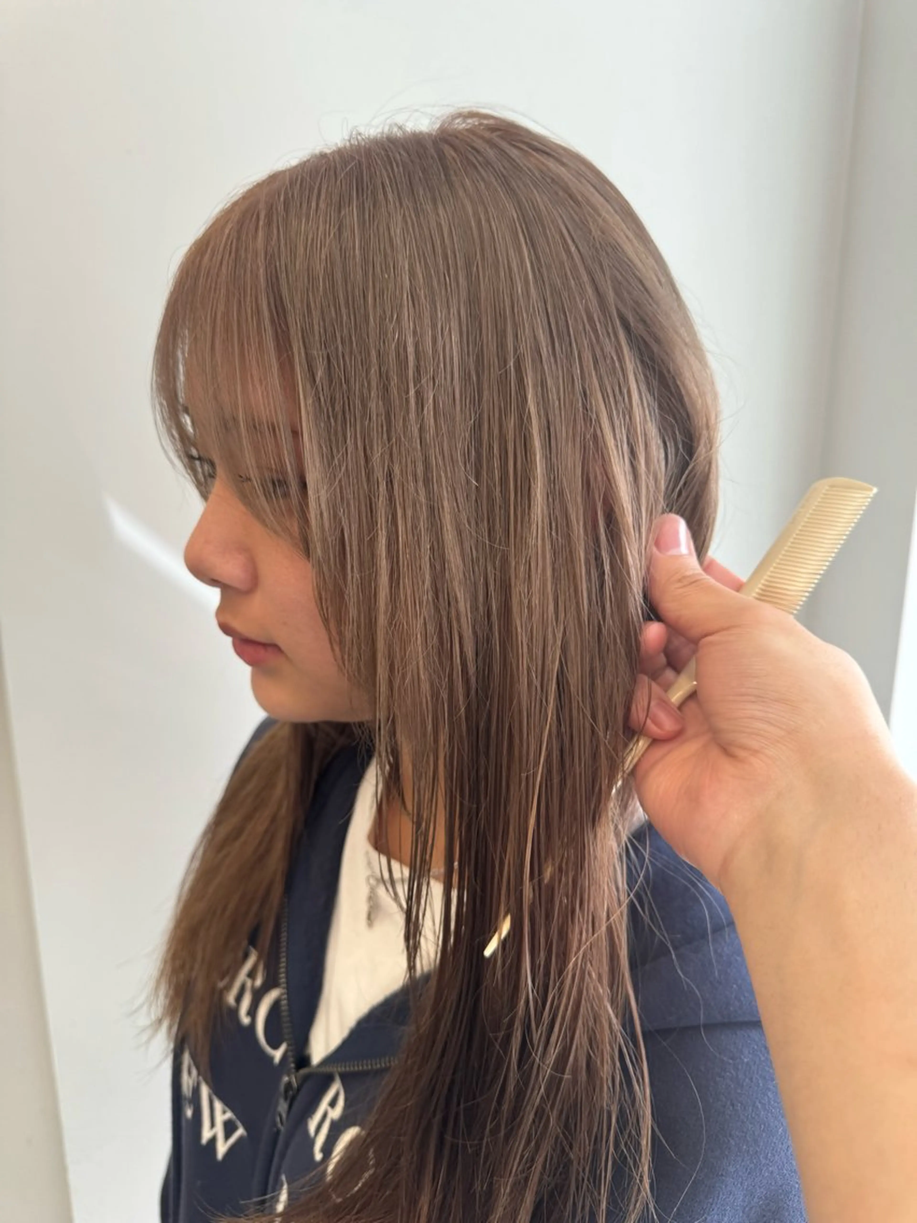 セミロング カラー ベージュカラー ダブルカラー ピンクカラー ピンクベージュ ヘアカラー ROSTAR セイゴのヘアスタイル