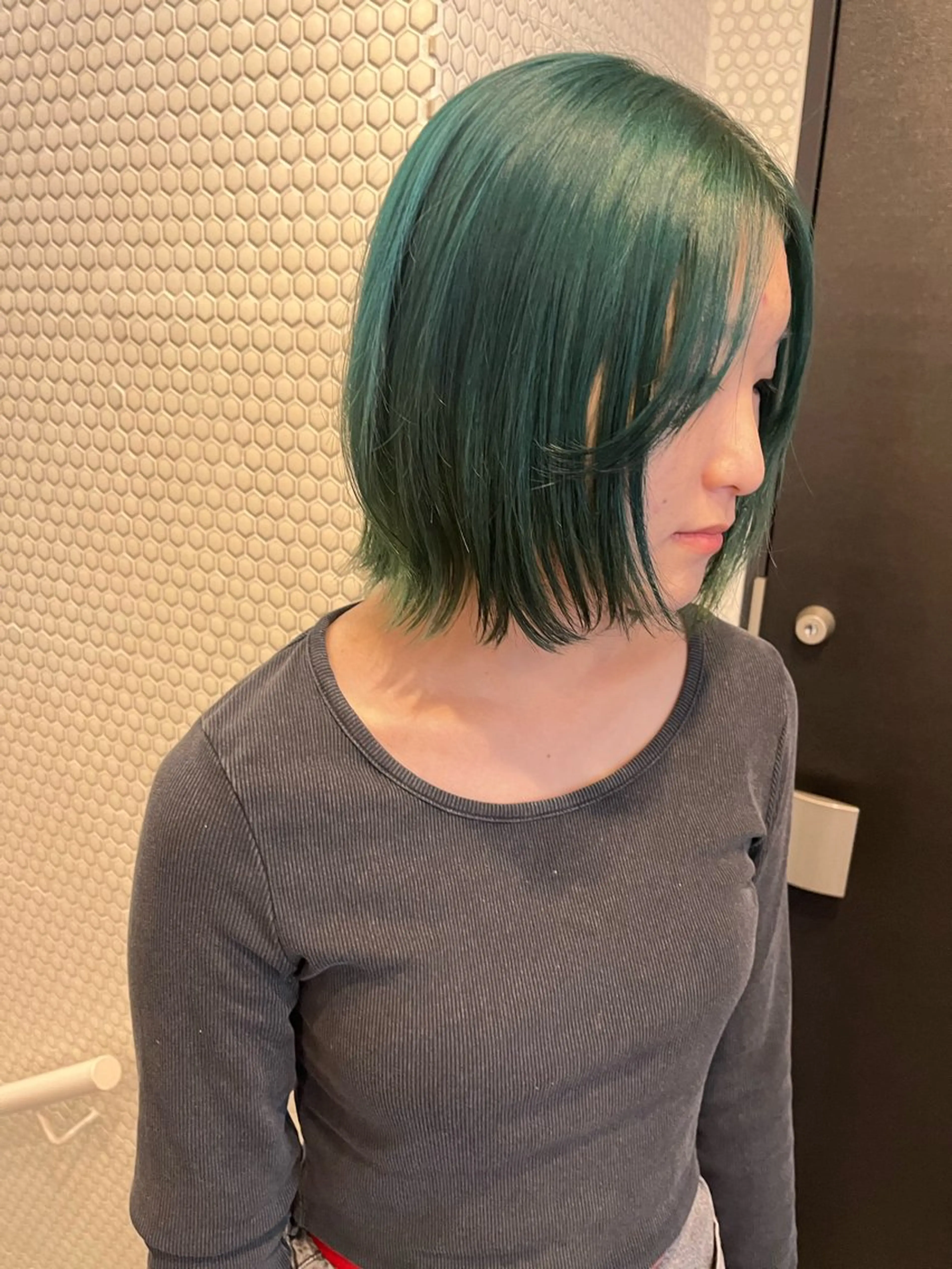 ショート カラー ブリーチ ケアブリーチ カット ヘアカラー トリートメント 髪質改善/レイヤー/ ボブ/磯野史歩のヘアスタイル