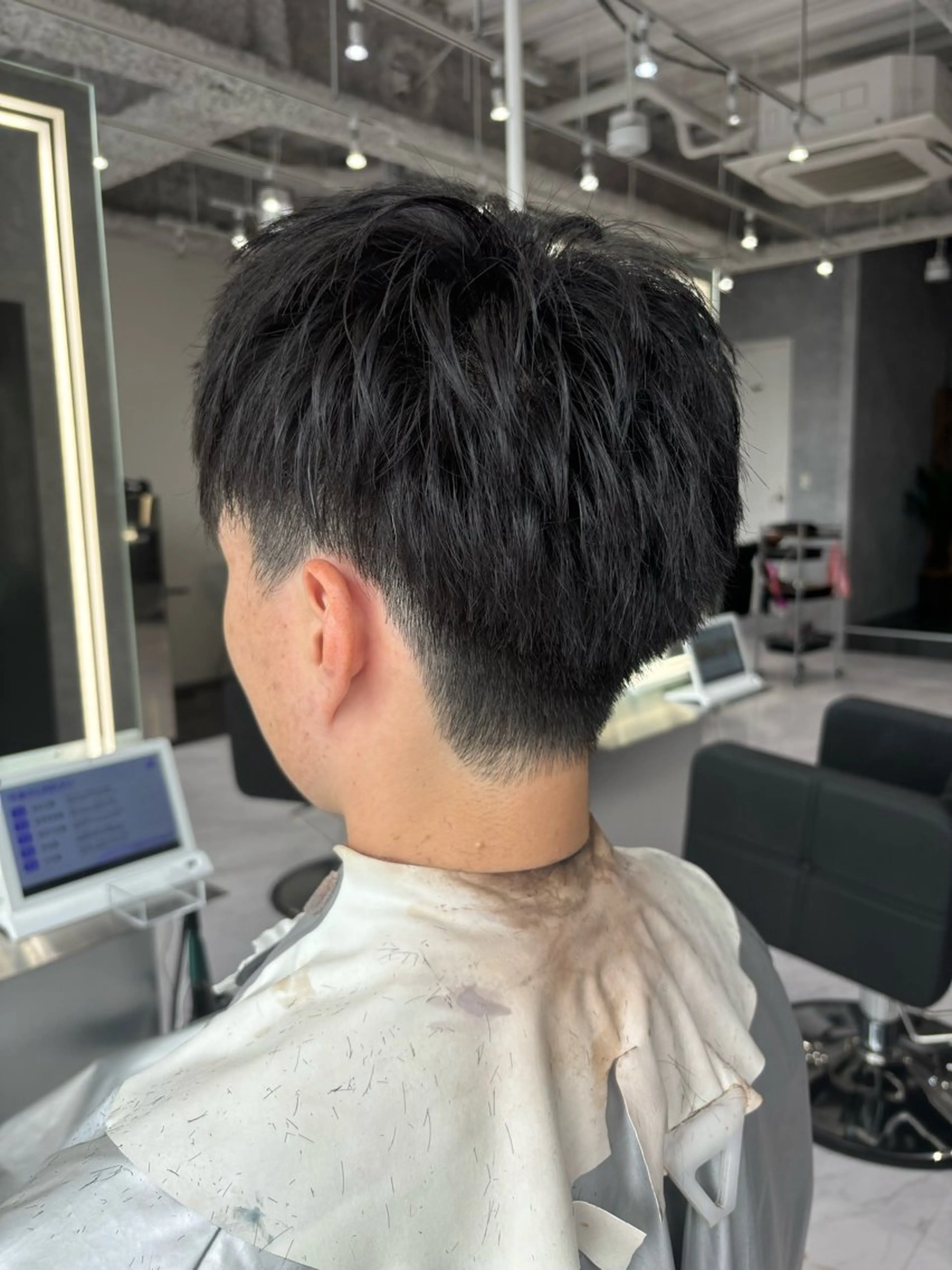 ショート メンズ CS made by SHACHU 栄所属・山田 瑛司のヘアスタイル