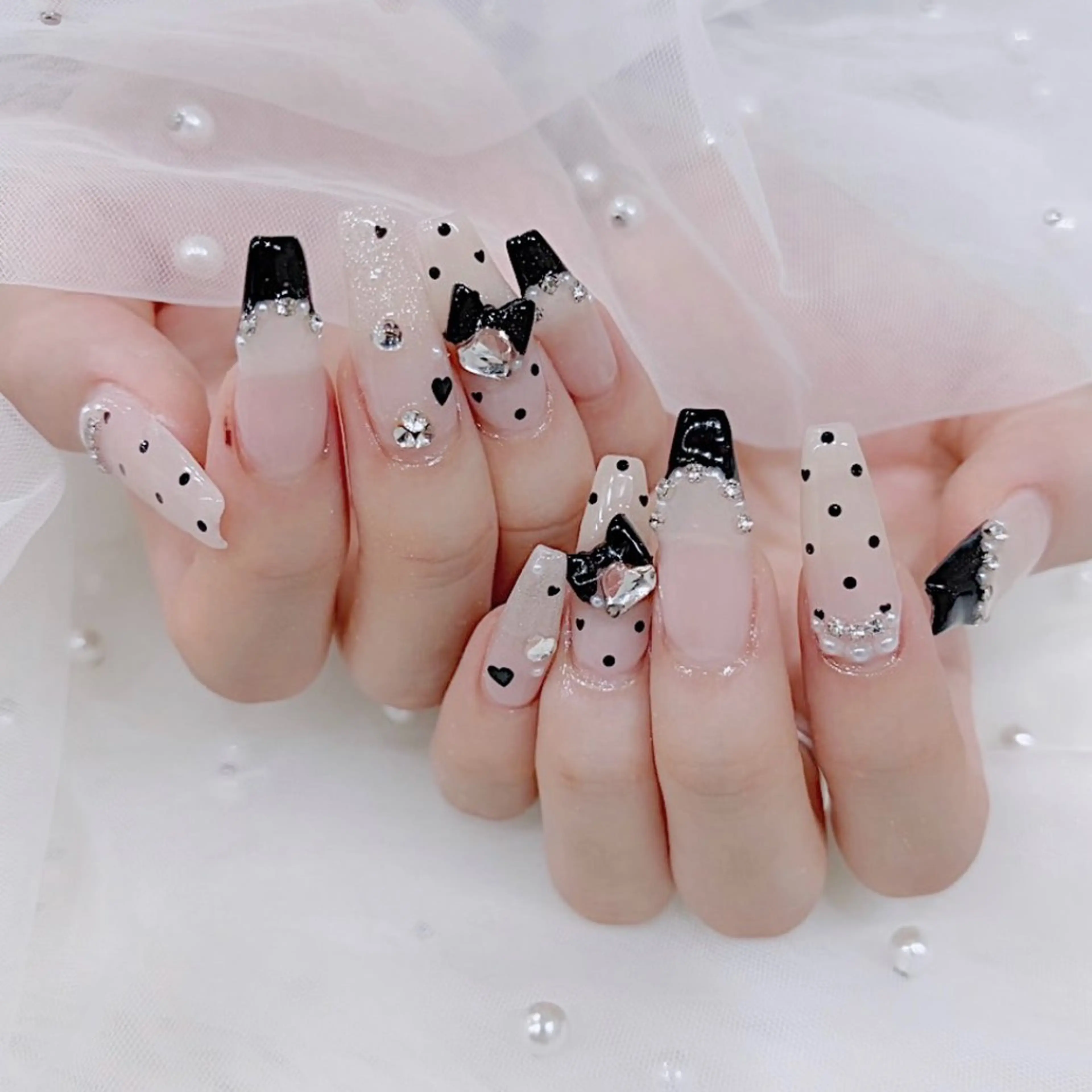 ネイル nail&eyelash Rine所属・Rine 放出 (リネ)のネイルデザイン