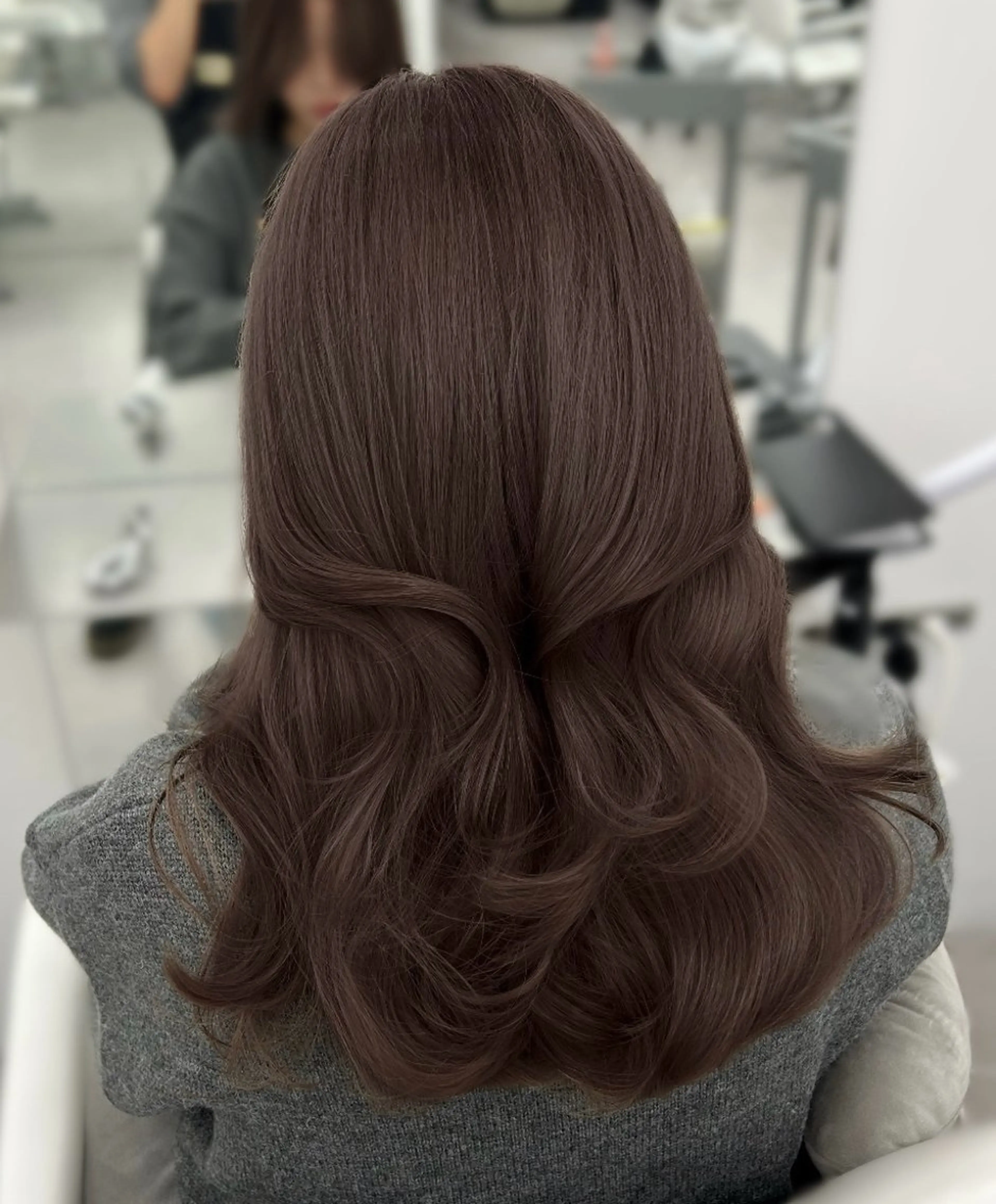 セミロング カラー ブラウンカラー カット ヘアカラー トリートメント 韓国ヘア/顔周り ヘアセット/加藤優里のヘアスタイル