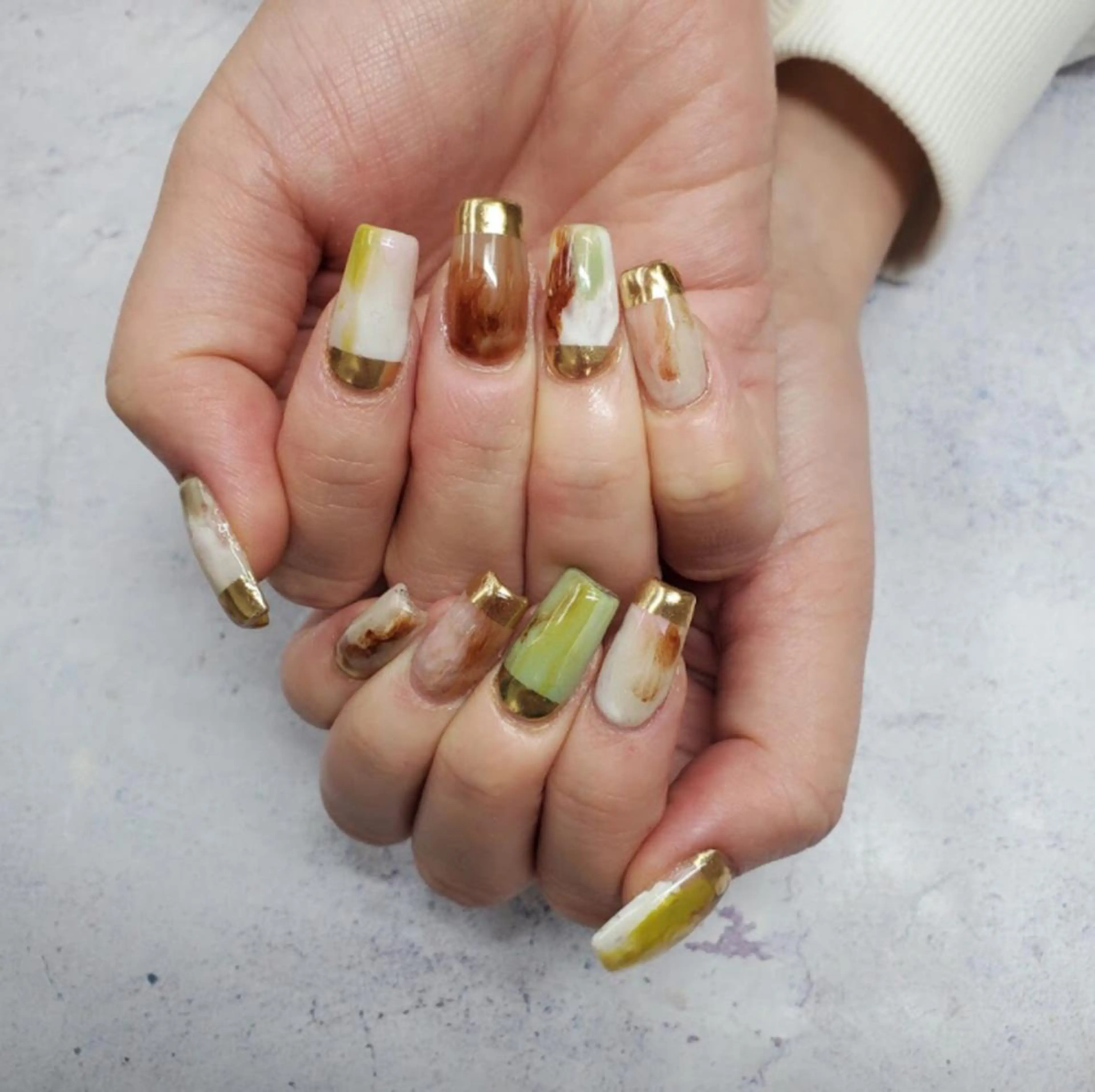 ネイル nailstudio eviz新宿店のネイルデザイン