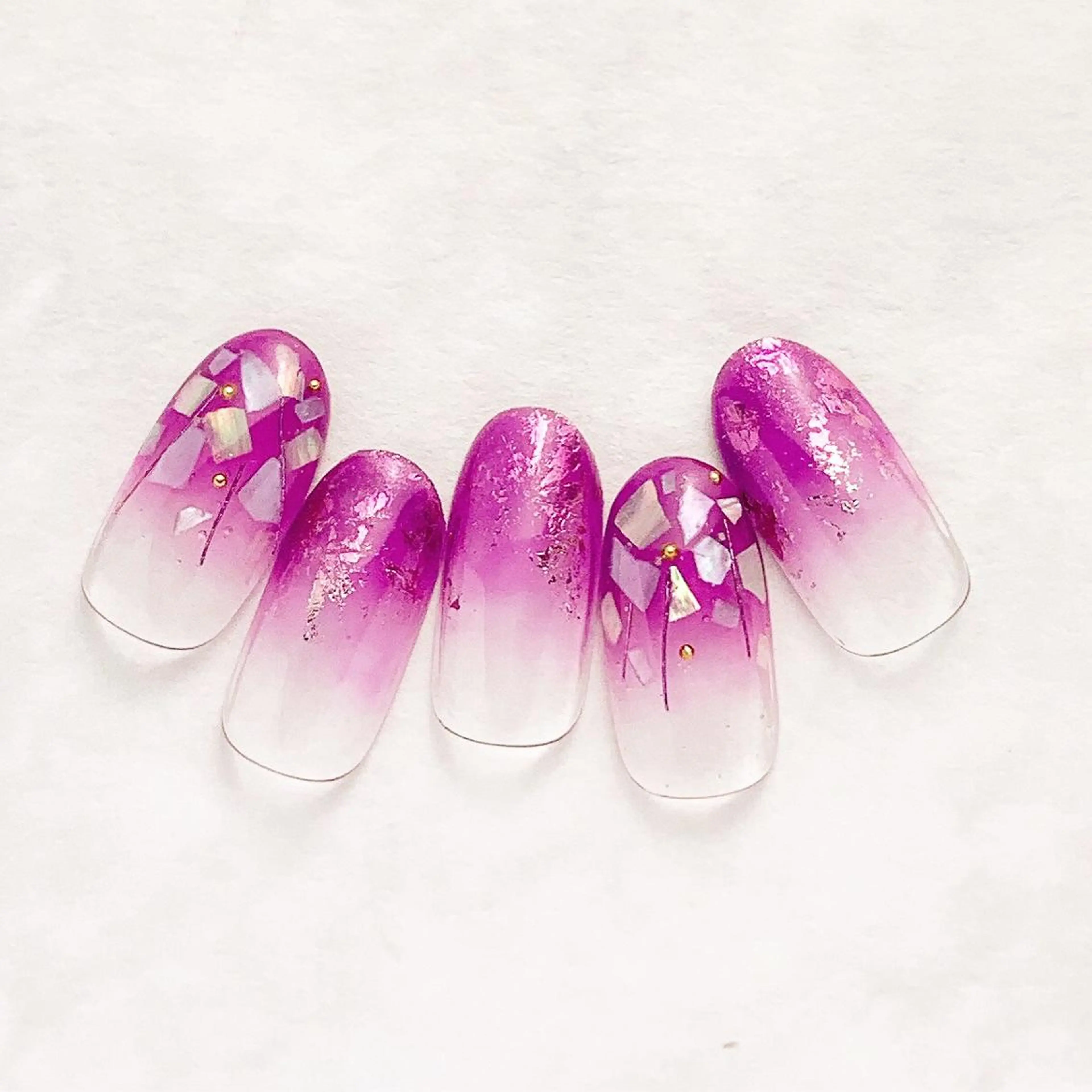 ネイル ニュアンスネイル SOLMANI 予約担当のネイルデザイン