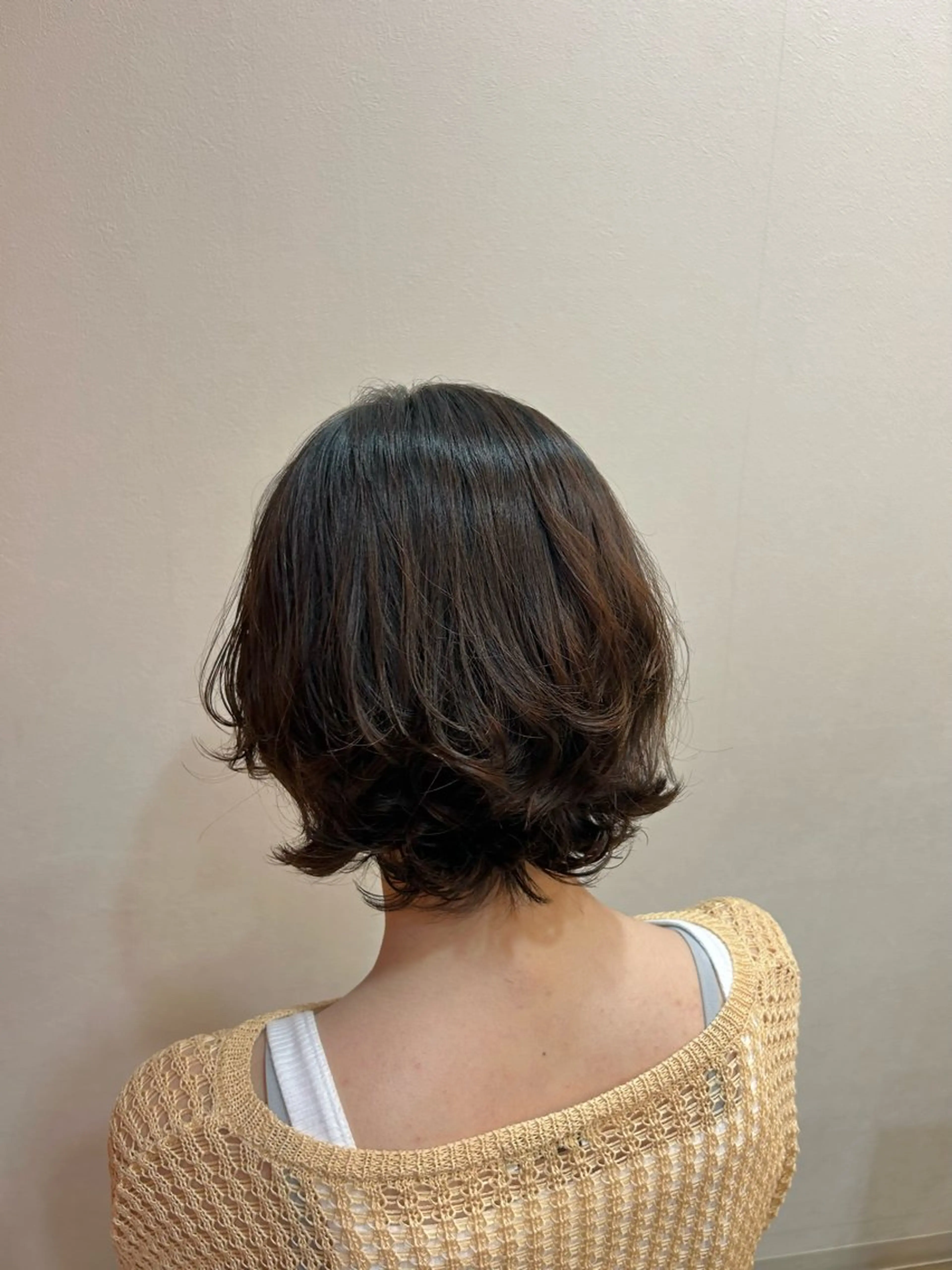 ショート パーマ 村松 麻菜のヘアスタイル