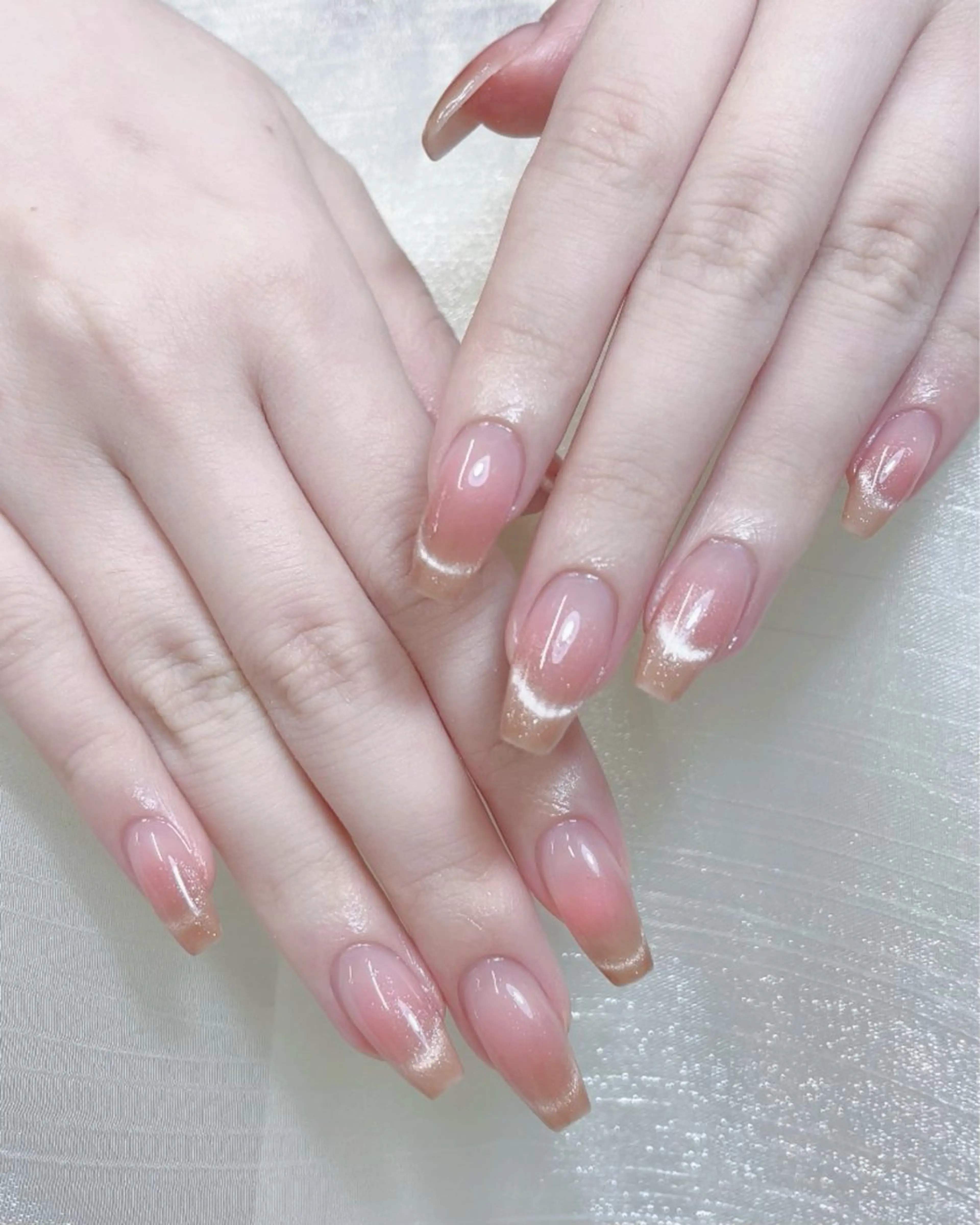 ネイル チークネイル フレンチネイル ハート キラキラネイル 韓国ネイル ハンドネイル ハンドケア Speraネイル 大宮店🎀のネイルデザイン