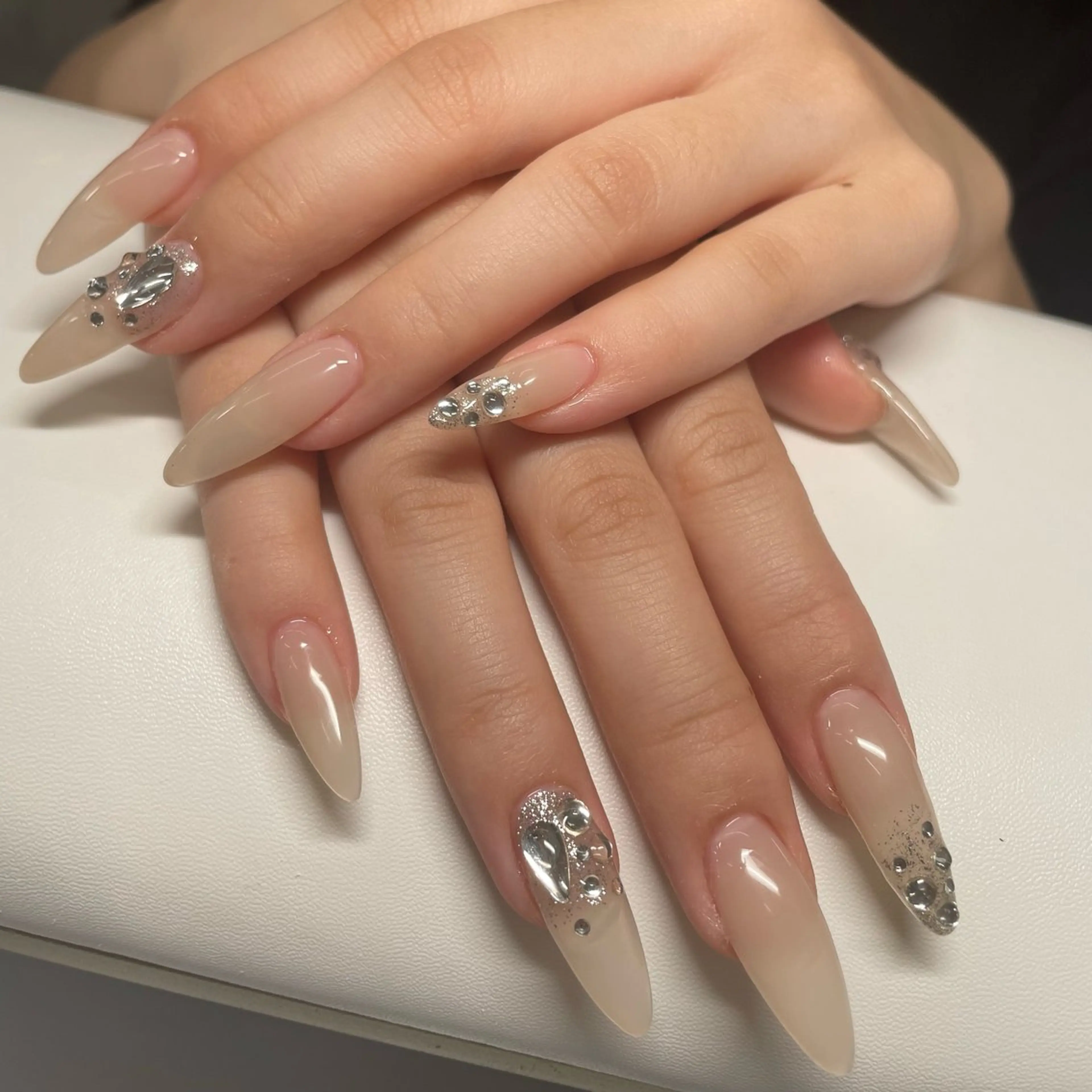 ネイル アートネイル フレンチネイル ジェルネイル グラデーション 韓国ネイル ハンドネイル WOLTOKYO池袋 ★chiakiのネイルデザイン