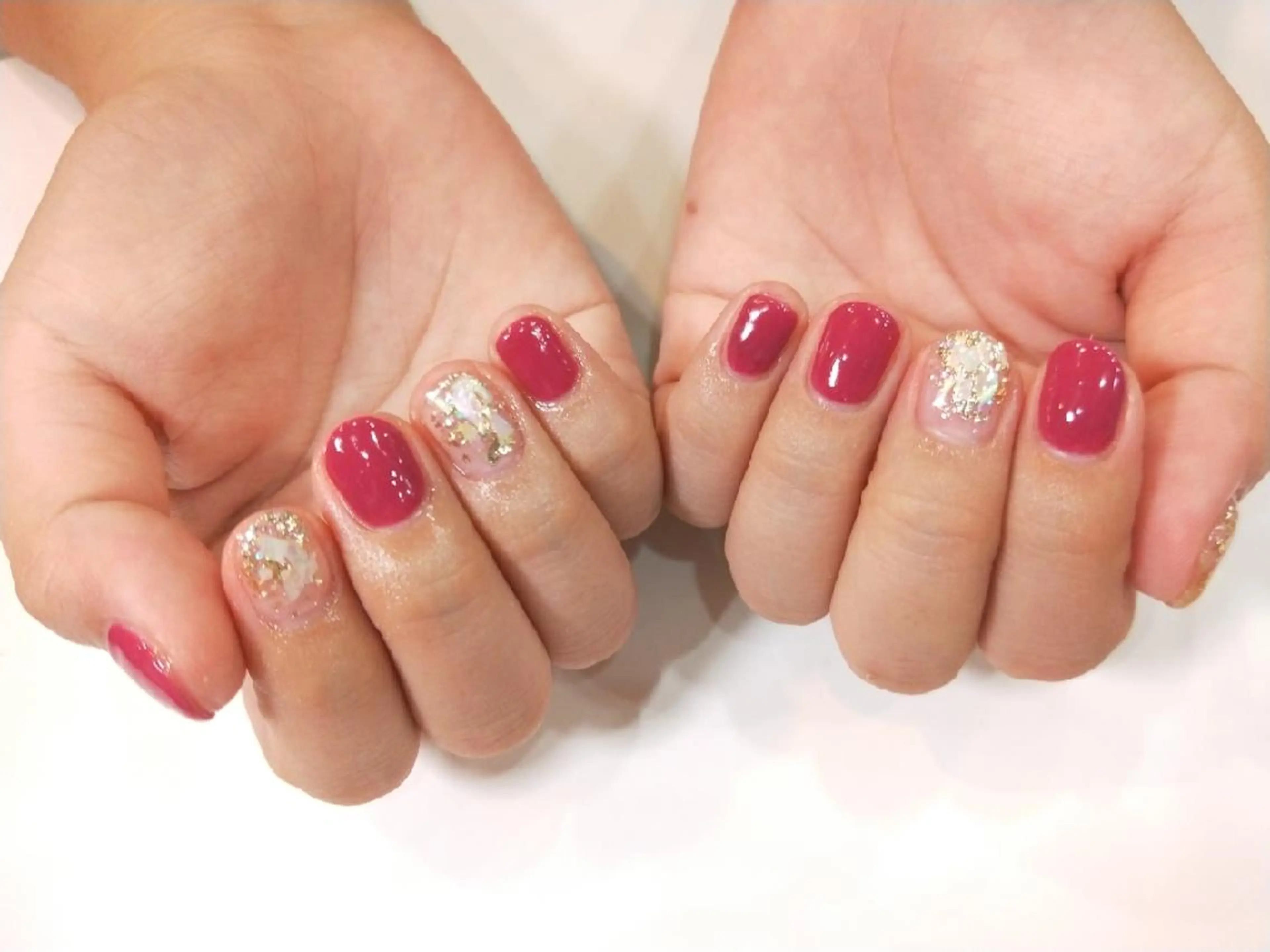 ネイル ハンドネイル ハンドケア R'well所属・はばすみれ🎀ﾈｲﾙ 光ﾌｪｲｼｬﾙ ﾍｱのネイルデザイン