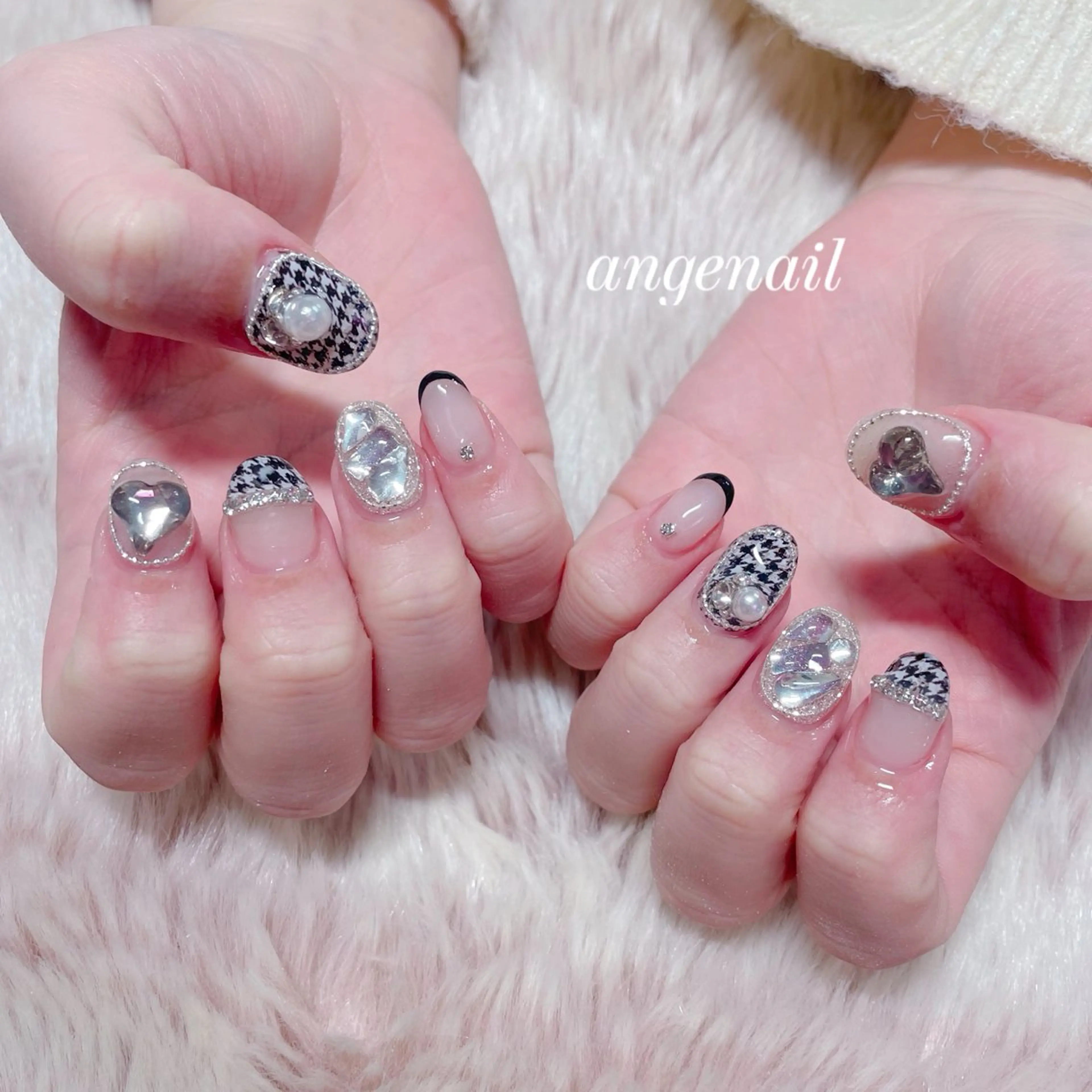 ネイル ハンドネイル オーナーネイリスト MAKIのネイルデザイン