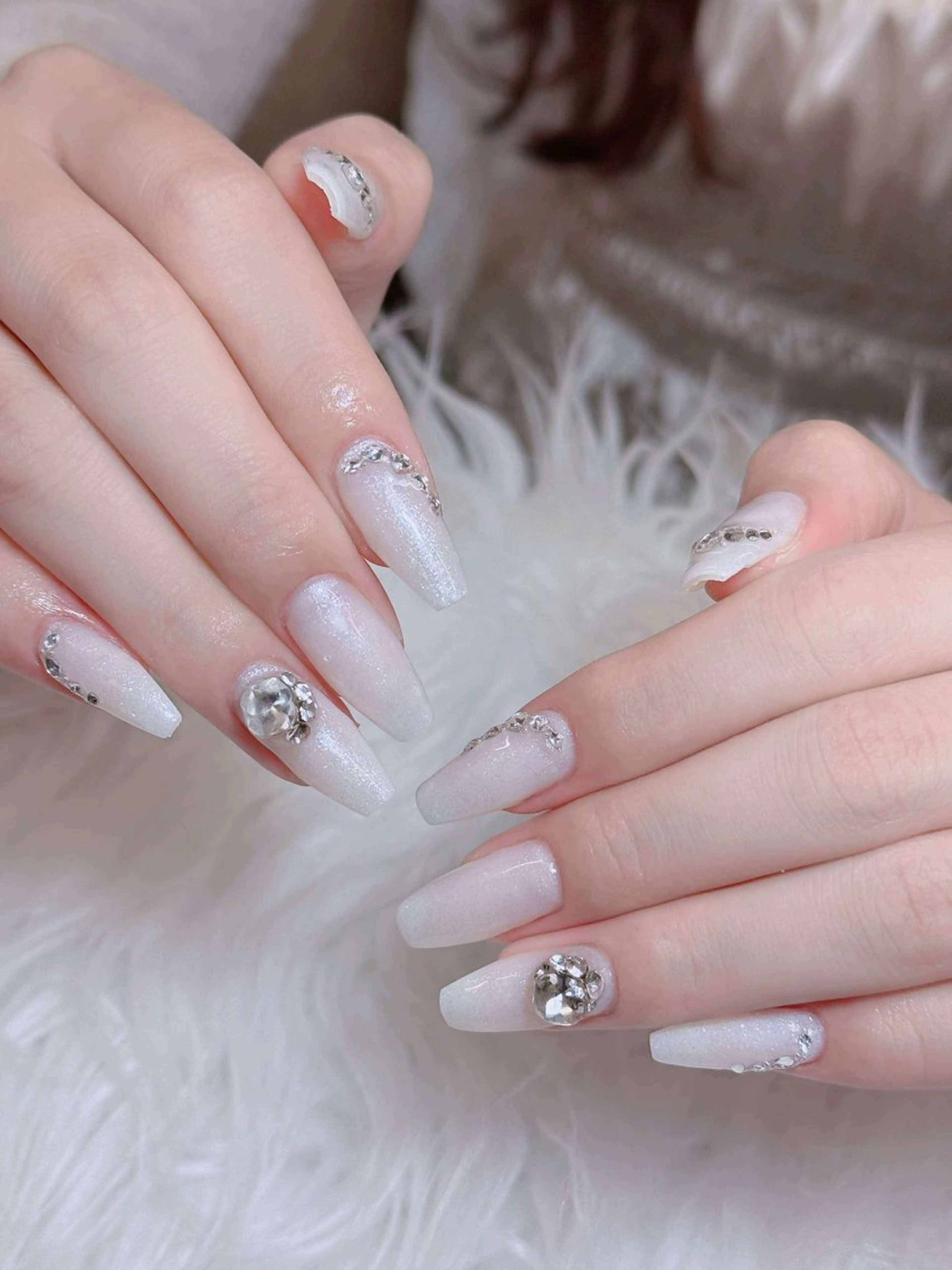 ネイル オーロラネイル チークネイル フットネイル フレンチネイル 韓国ネイル ハンドネイル Lumi Nailのネイルデザイン