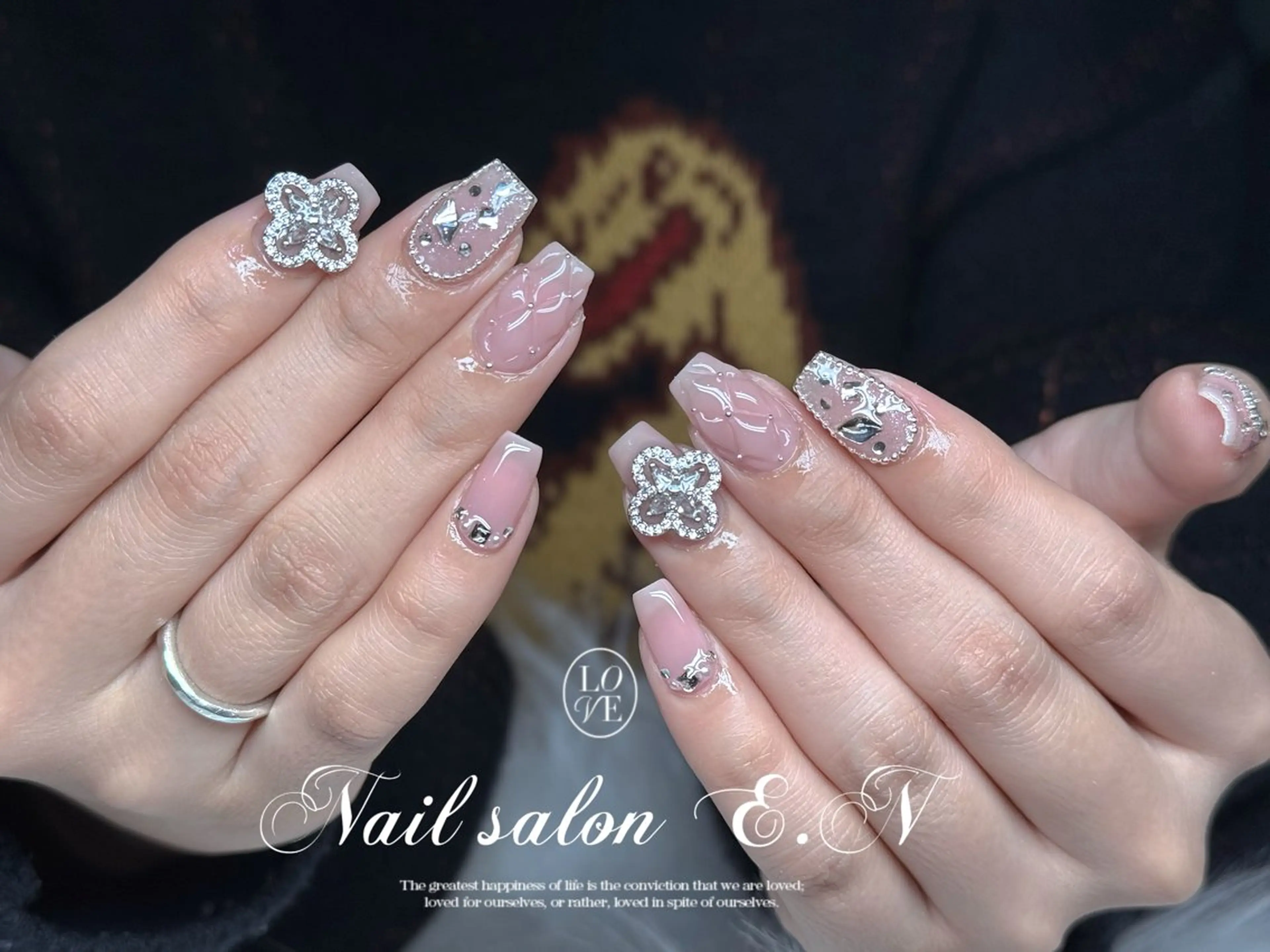 ネイル E.N🦋 長さ出し/持ち込みのネイルデザイン